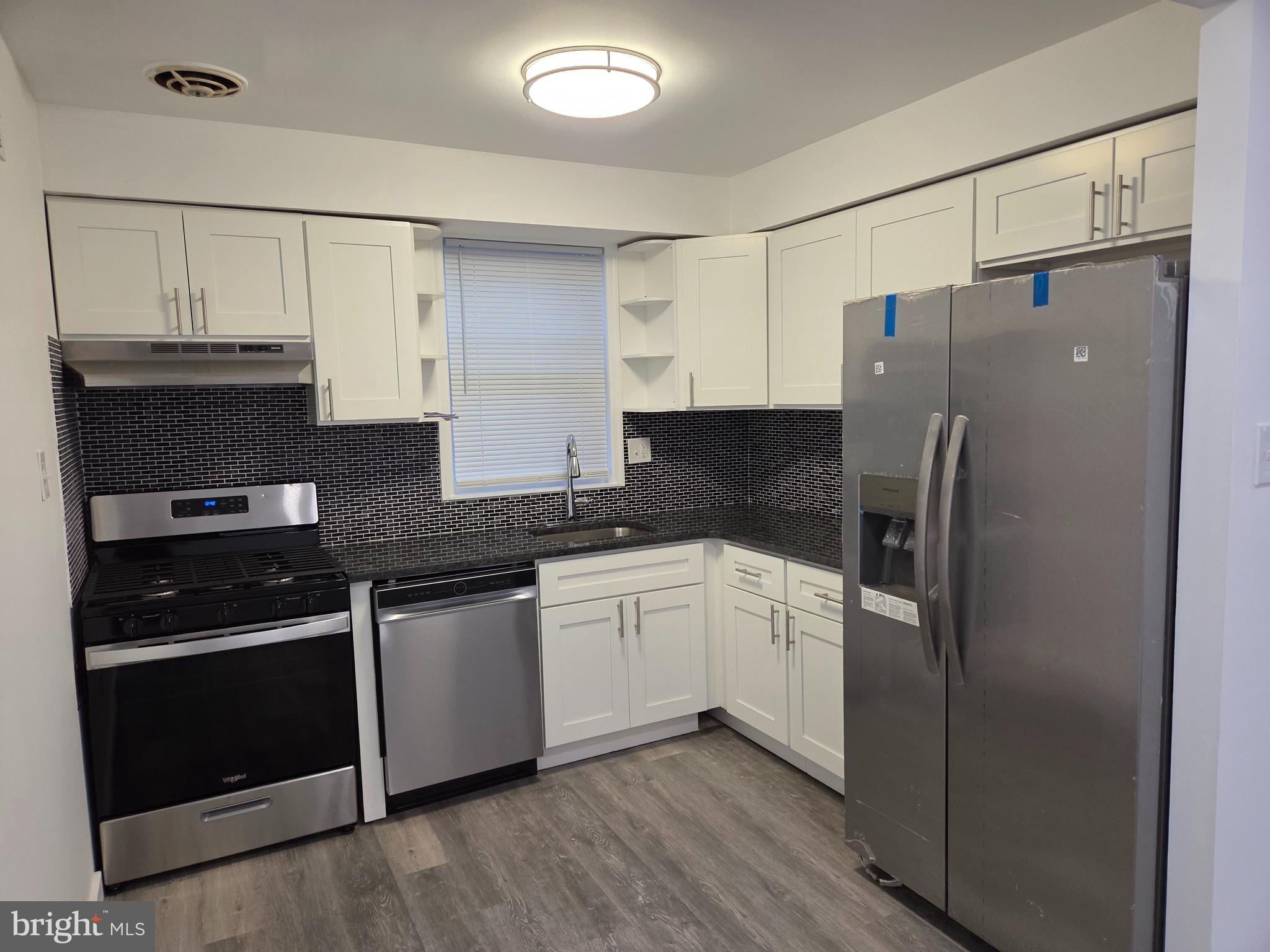 KREWSTOWN - Residential Lease