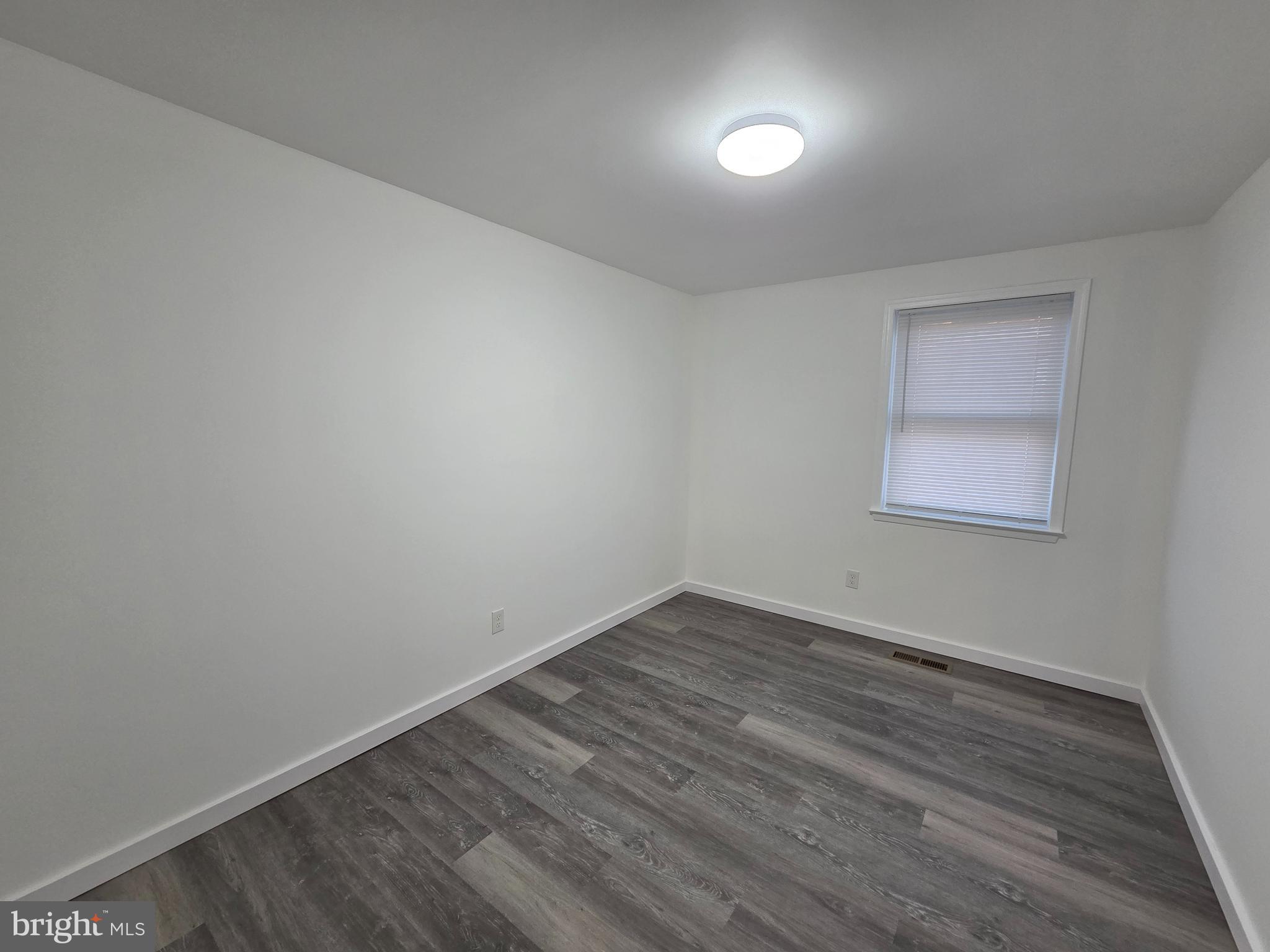 KREWSTOWN - Residential Lease