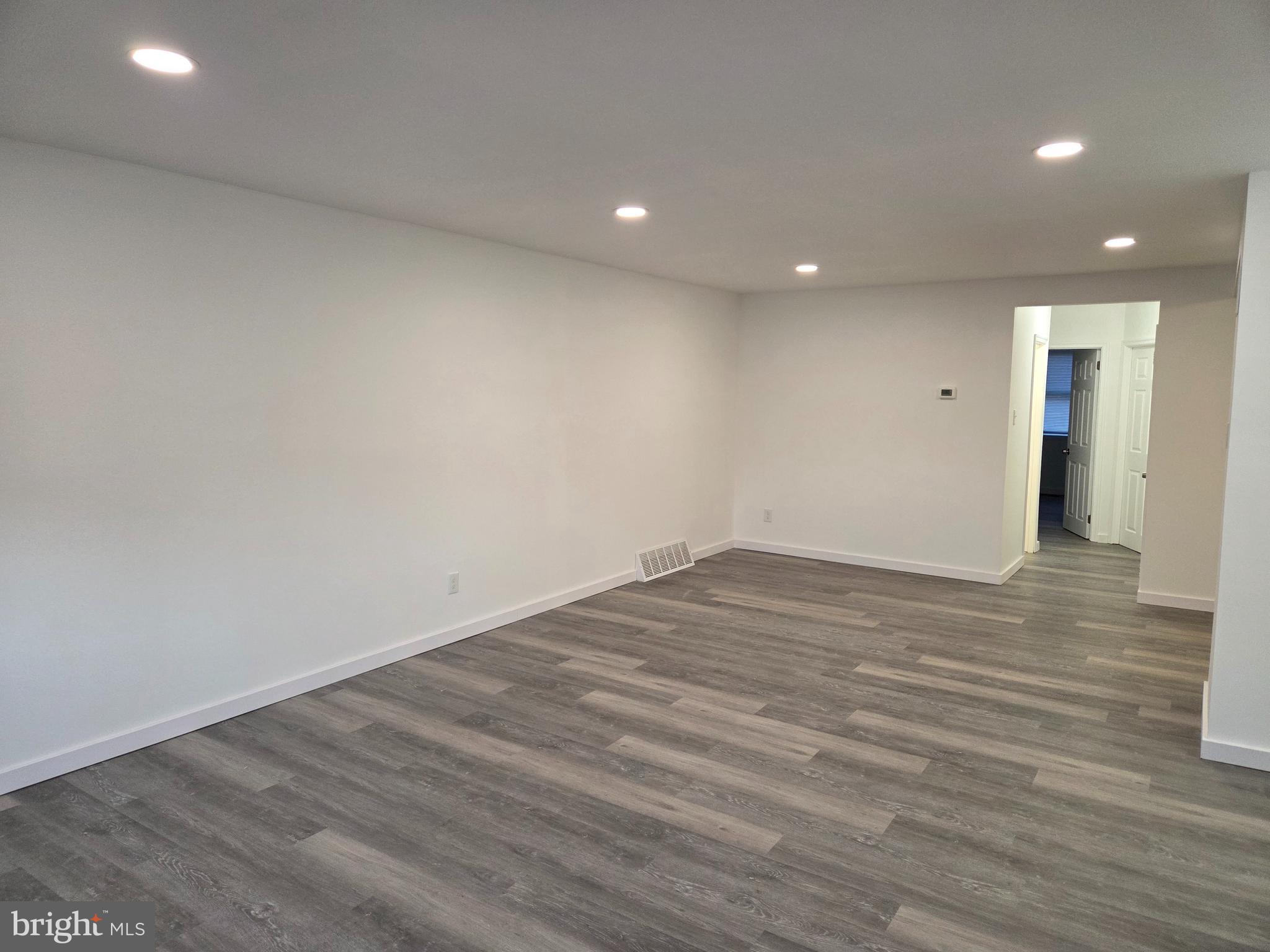 KREWSTOWN - Residential Lease