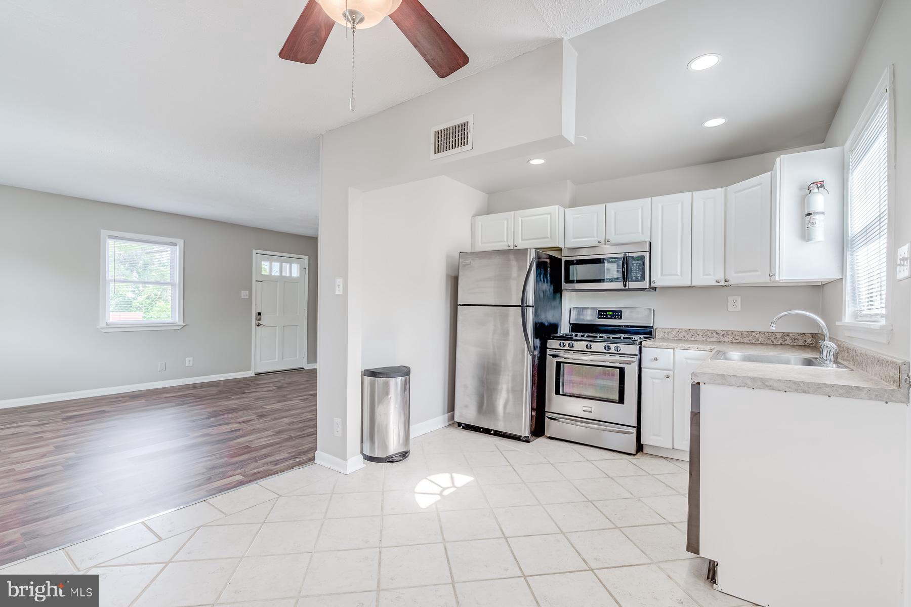 BURGUNDY VILLAGE - Residential Lease