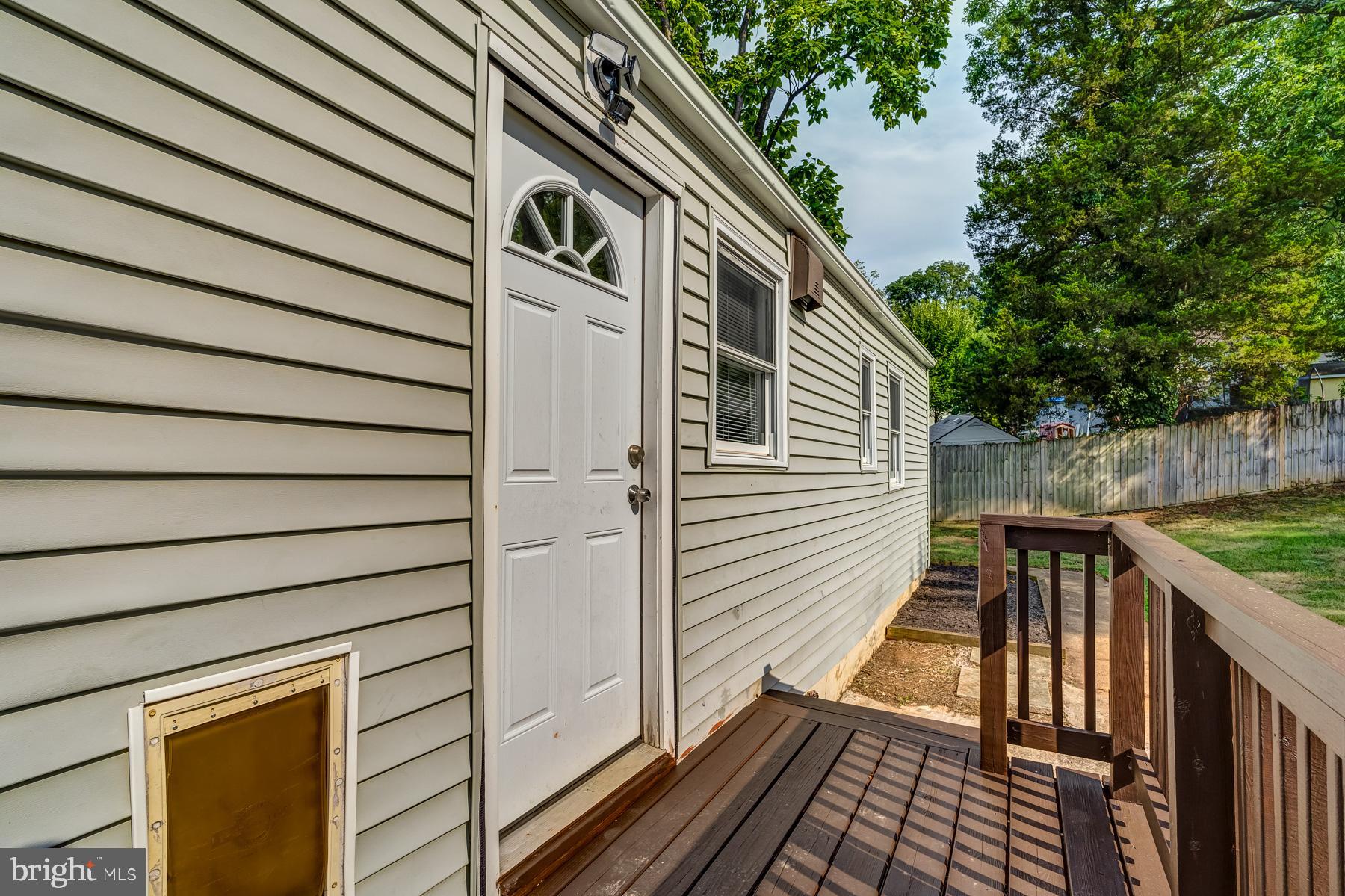 BURGUNDY VILLAGE - Residential Lease