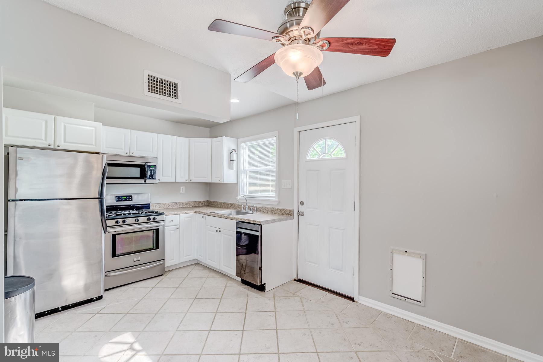 BURGUNDY VILLAGE - Residential Lease