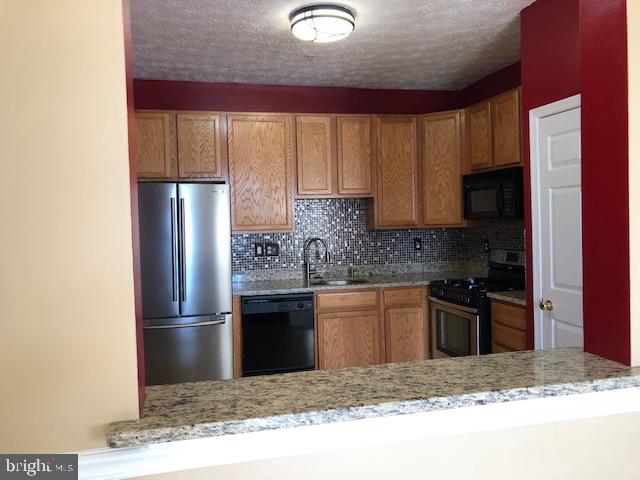 ASBURY WOODS - Residential Lease