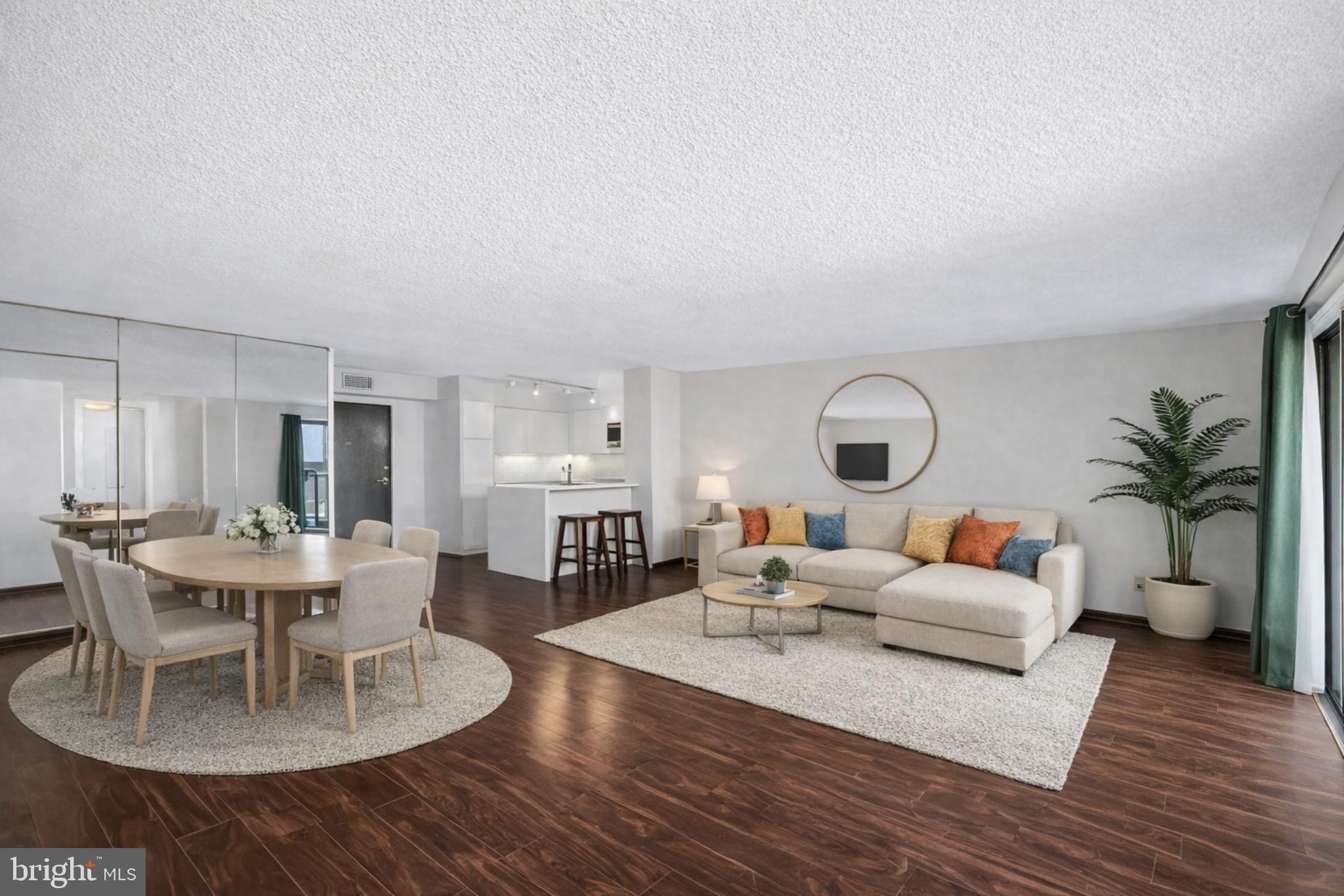 VALLEY FORGE TOWER - Residential