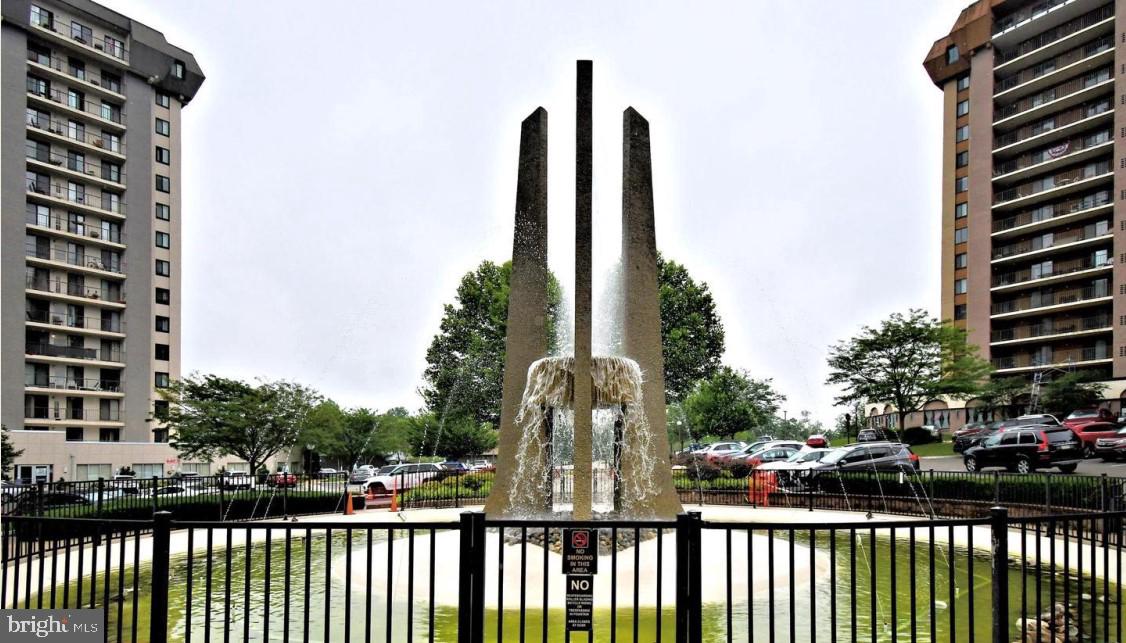 VALLEY FORGE TOWER - Residential