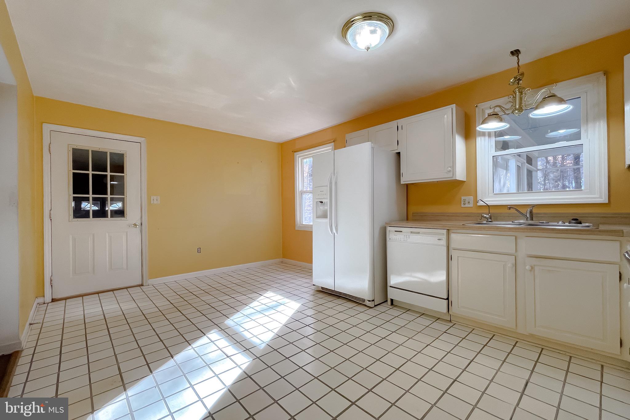 TANGLEWOOD TOWNHOMES - Residential