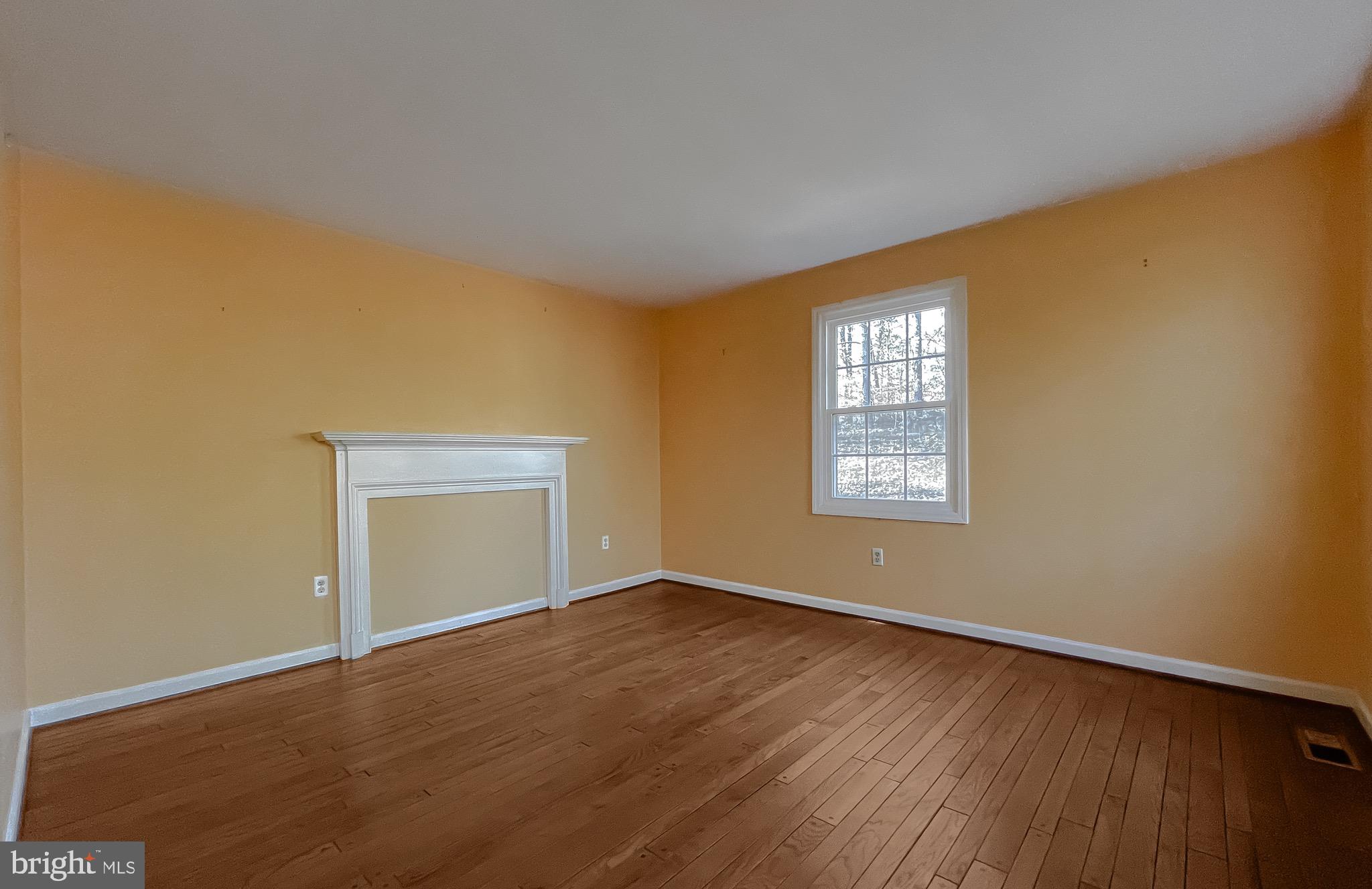 TANGLEWOOD TOWNHOMES - Residential