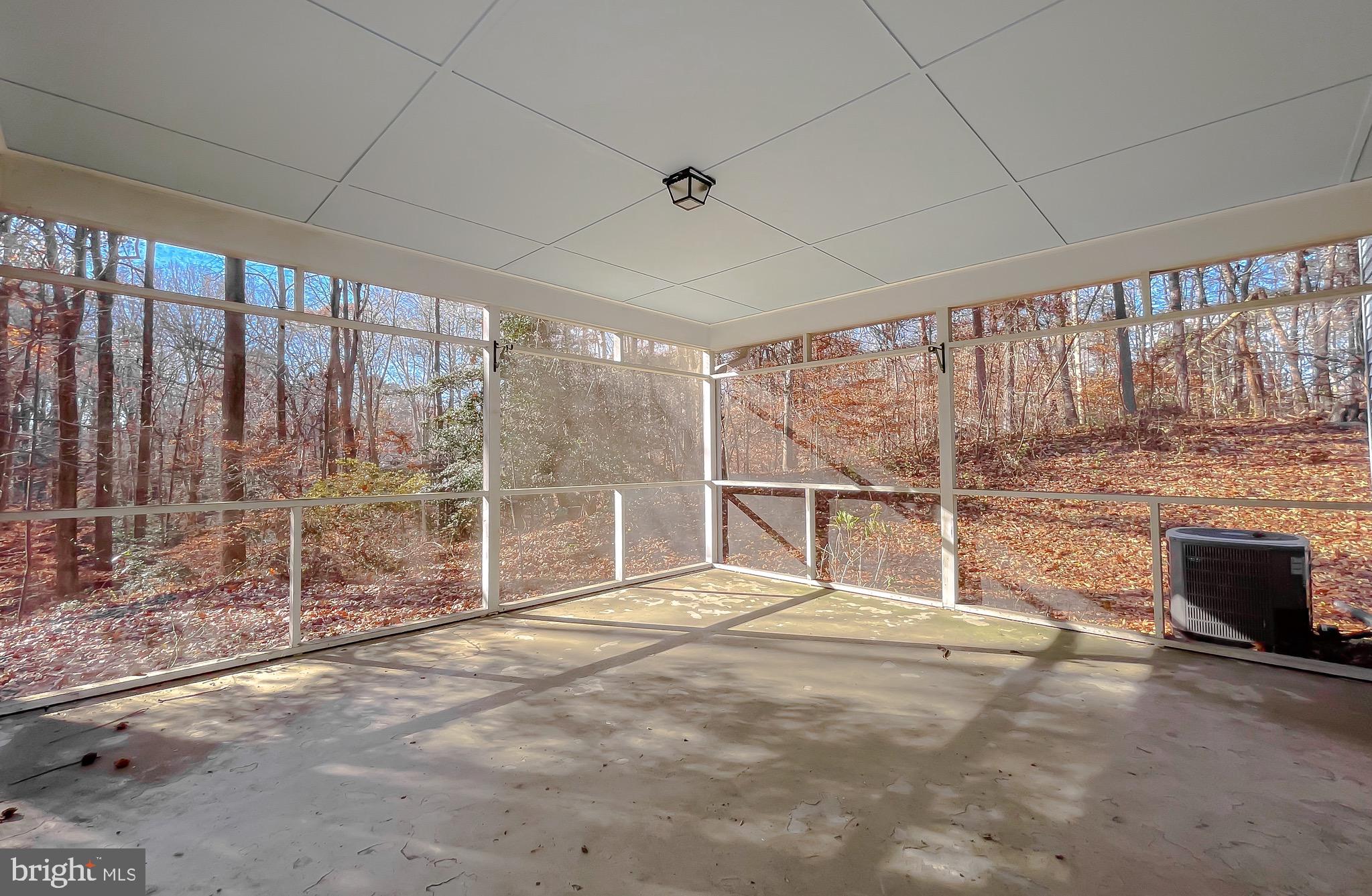 TANGLEWOOD TOWNHOMES - Residential