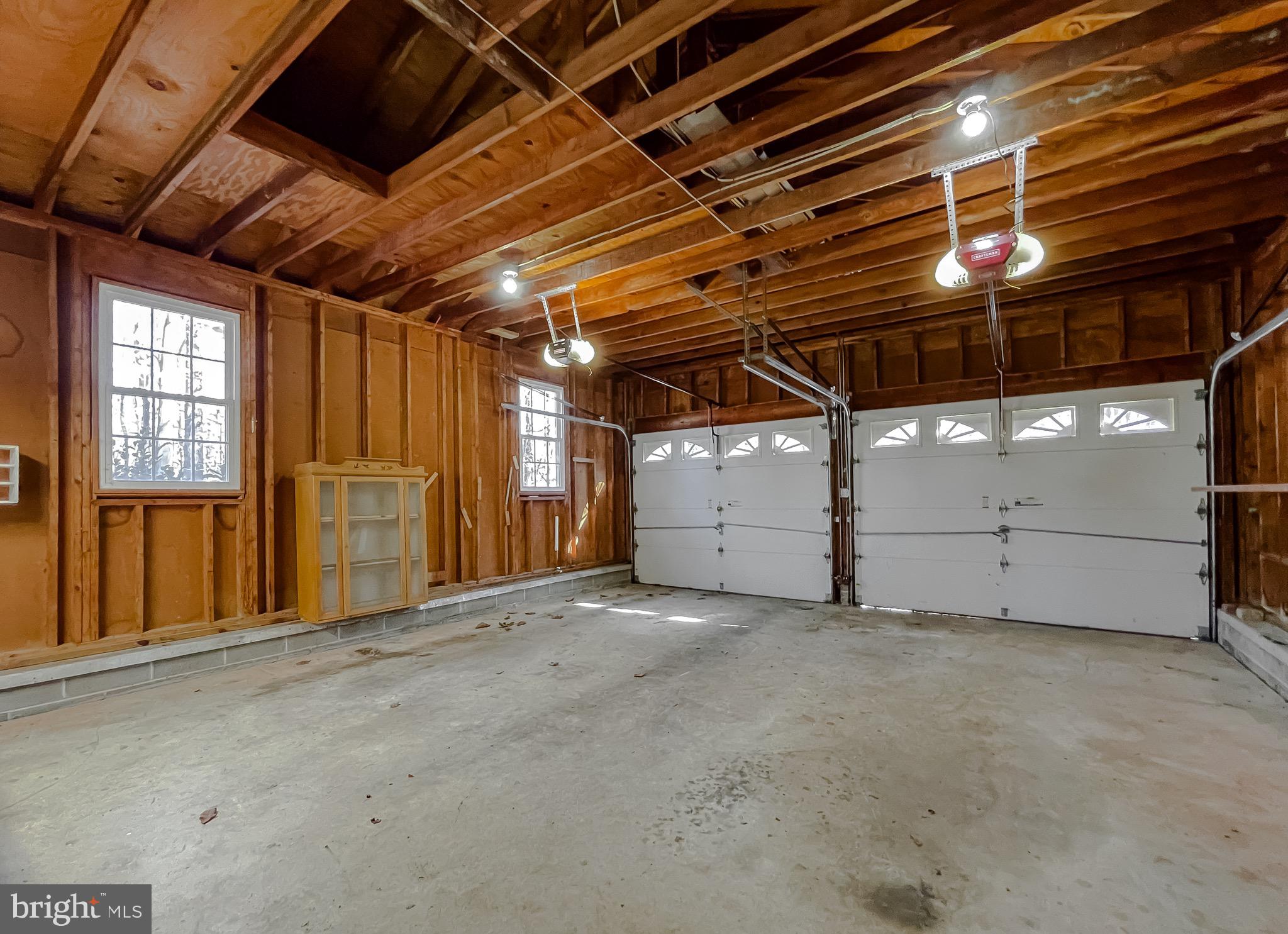 TANGLEWOOD TOWNHOMES - Residential