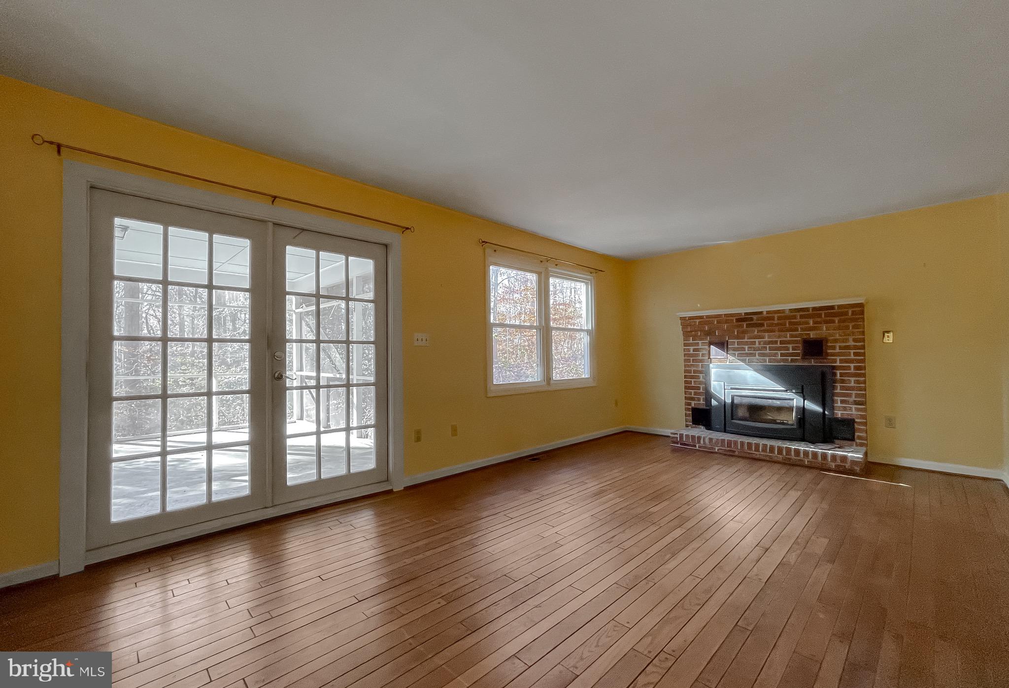 TANGLEWOOD TOWNHOMES - Residential