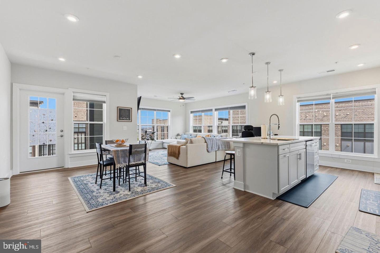 104 SAINT IVES PLACE 401