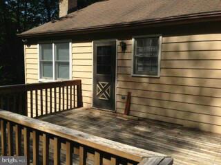 LEE PINES - Residential Lease