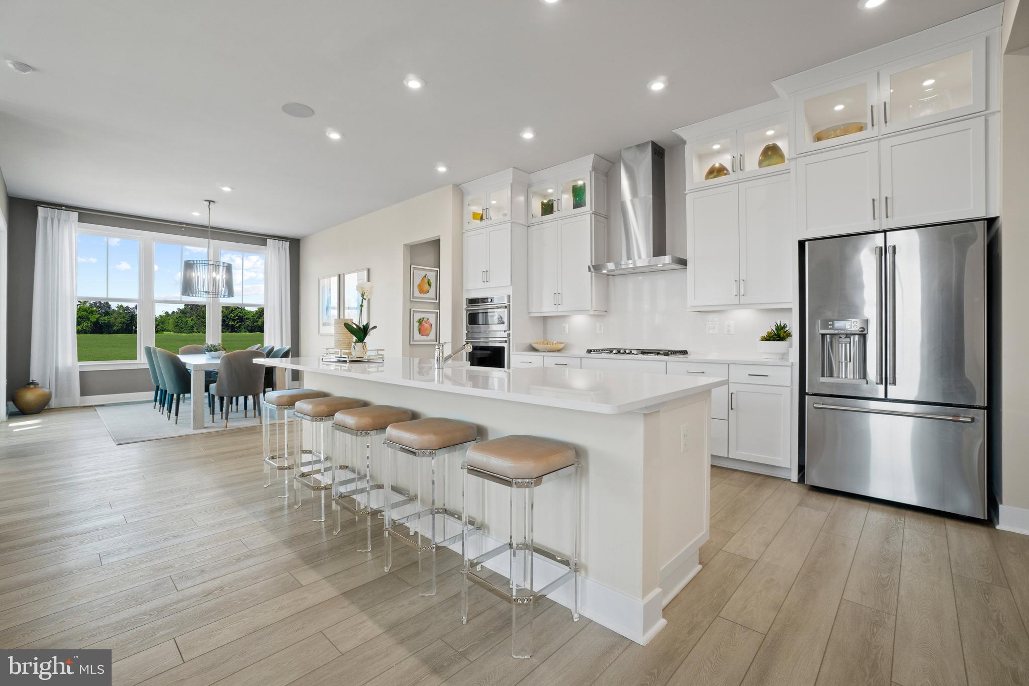 WHITE OAKS FARM - Residential