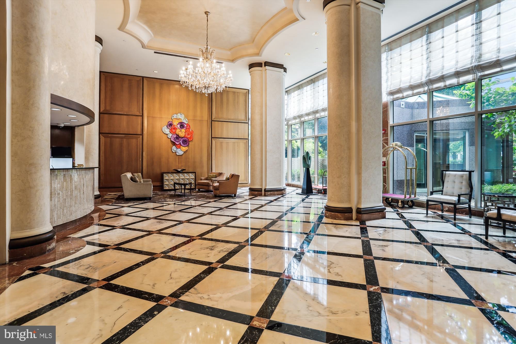 SOMERSET HOUSE - Residential