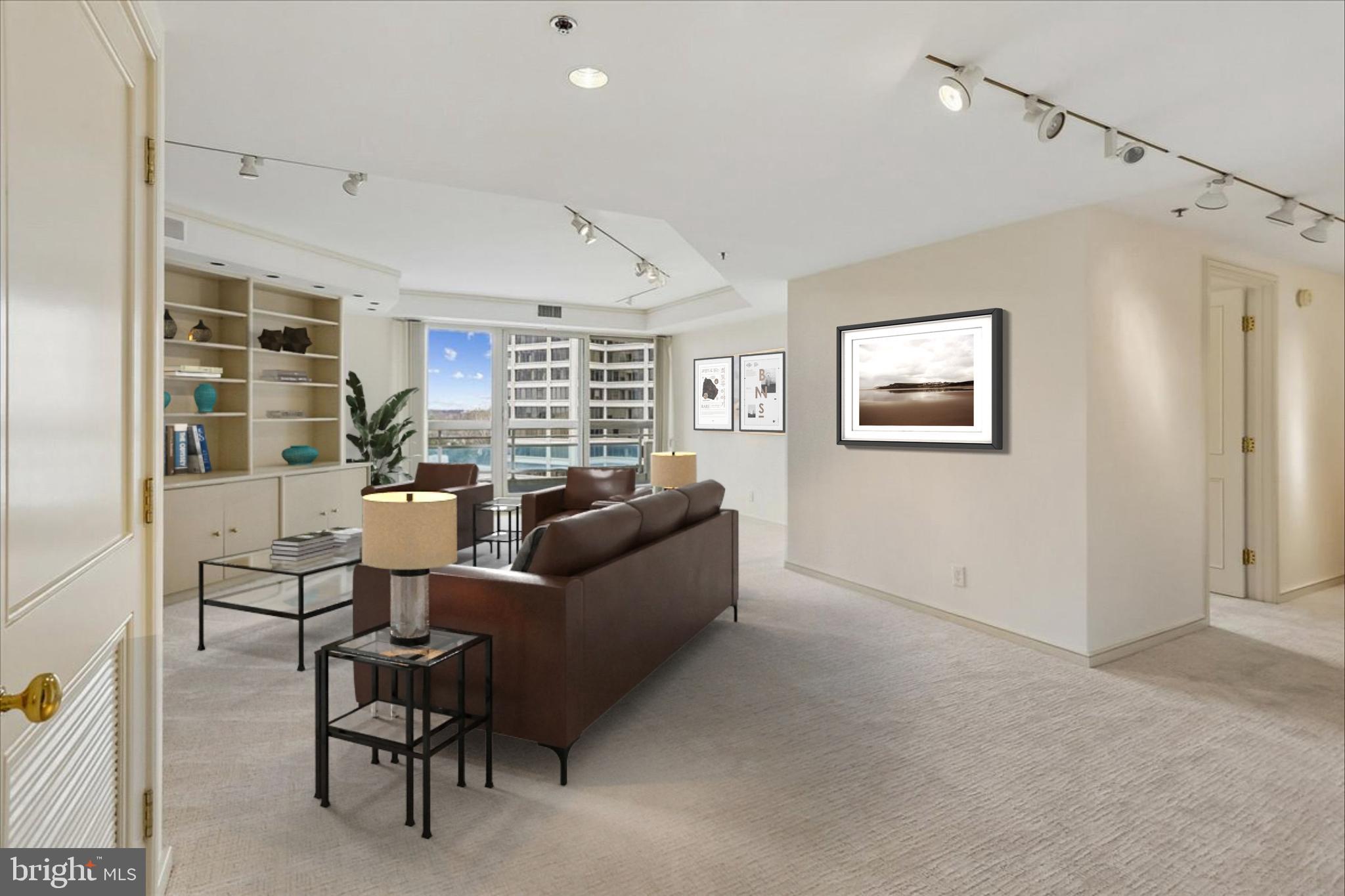 SOMERSET HOUSE - Residential