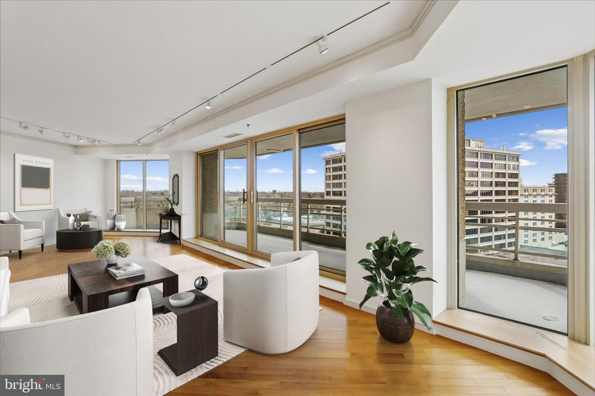 SOMERSET HOUSE - Residential