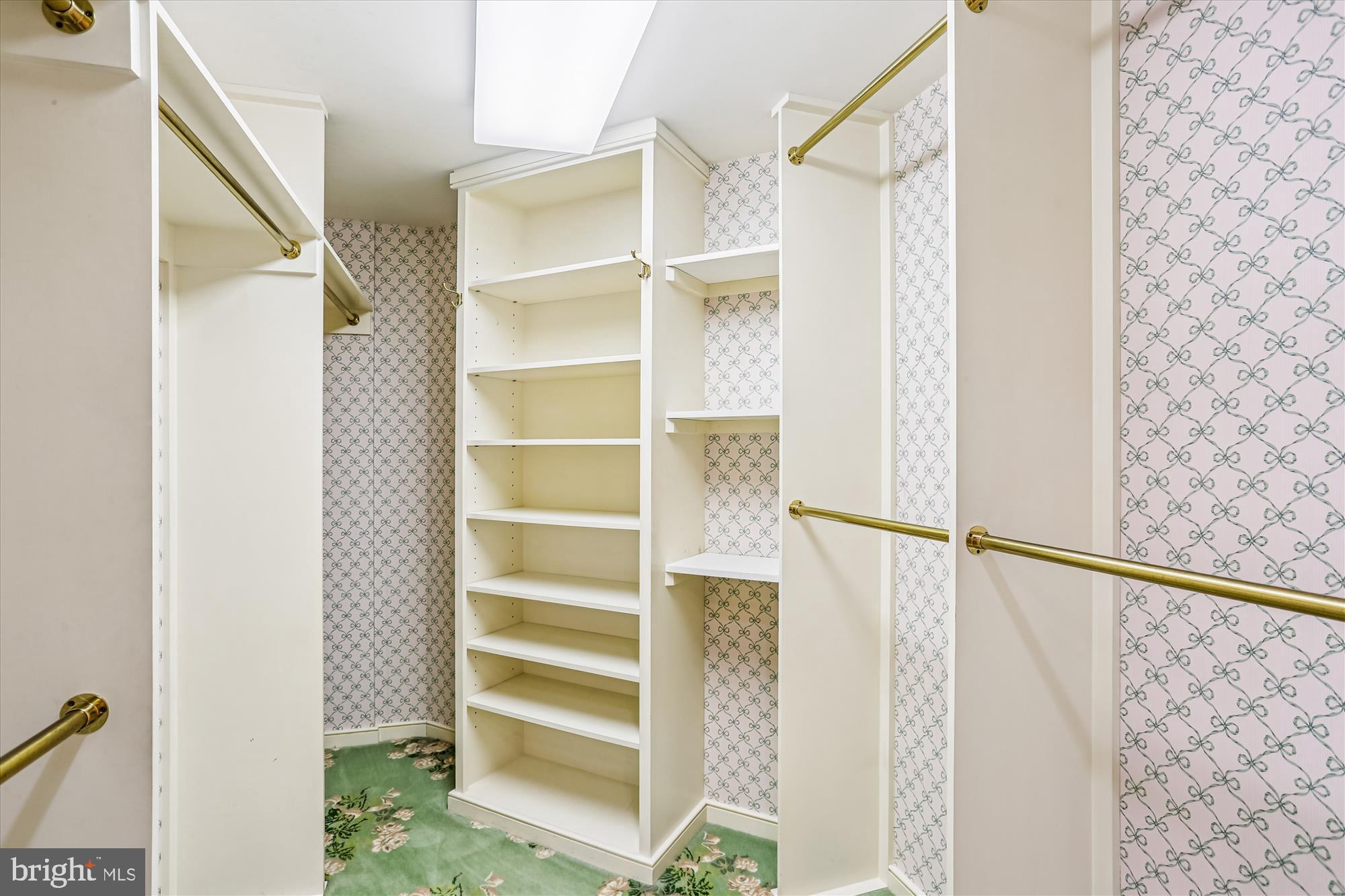 SOMERSET HOUSE - Residential