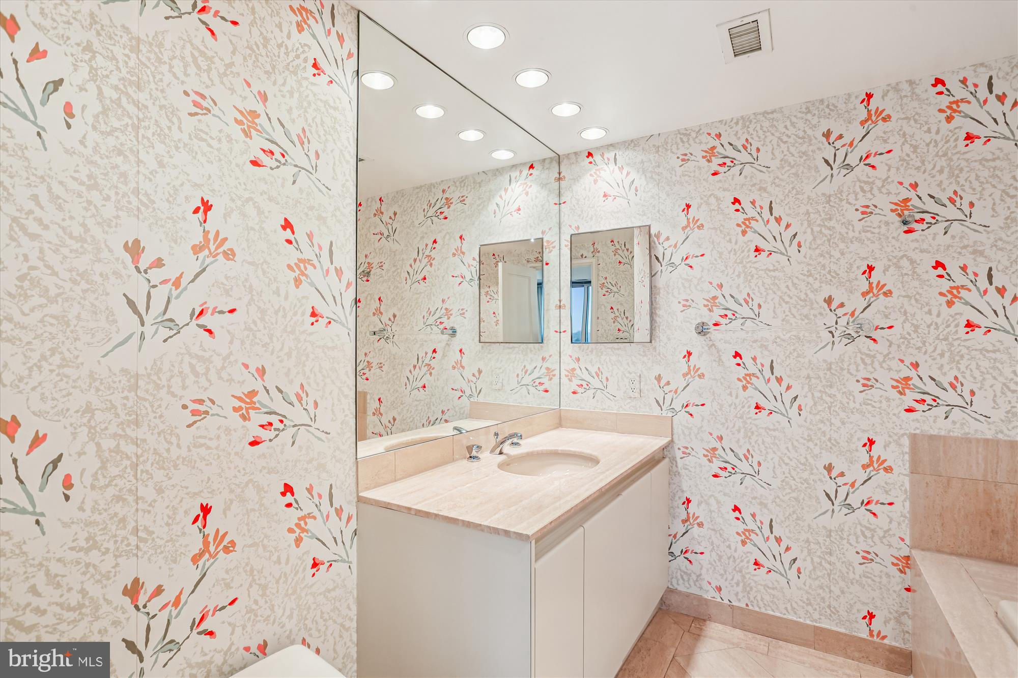 SOMERSET HOUSE - Residential