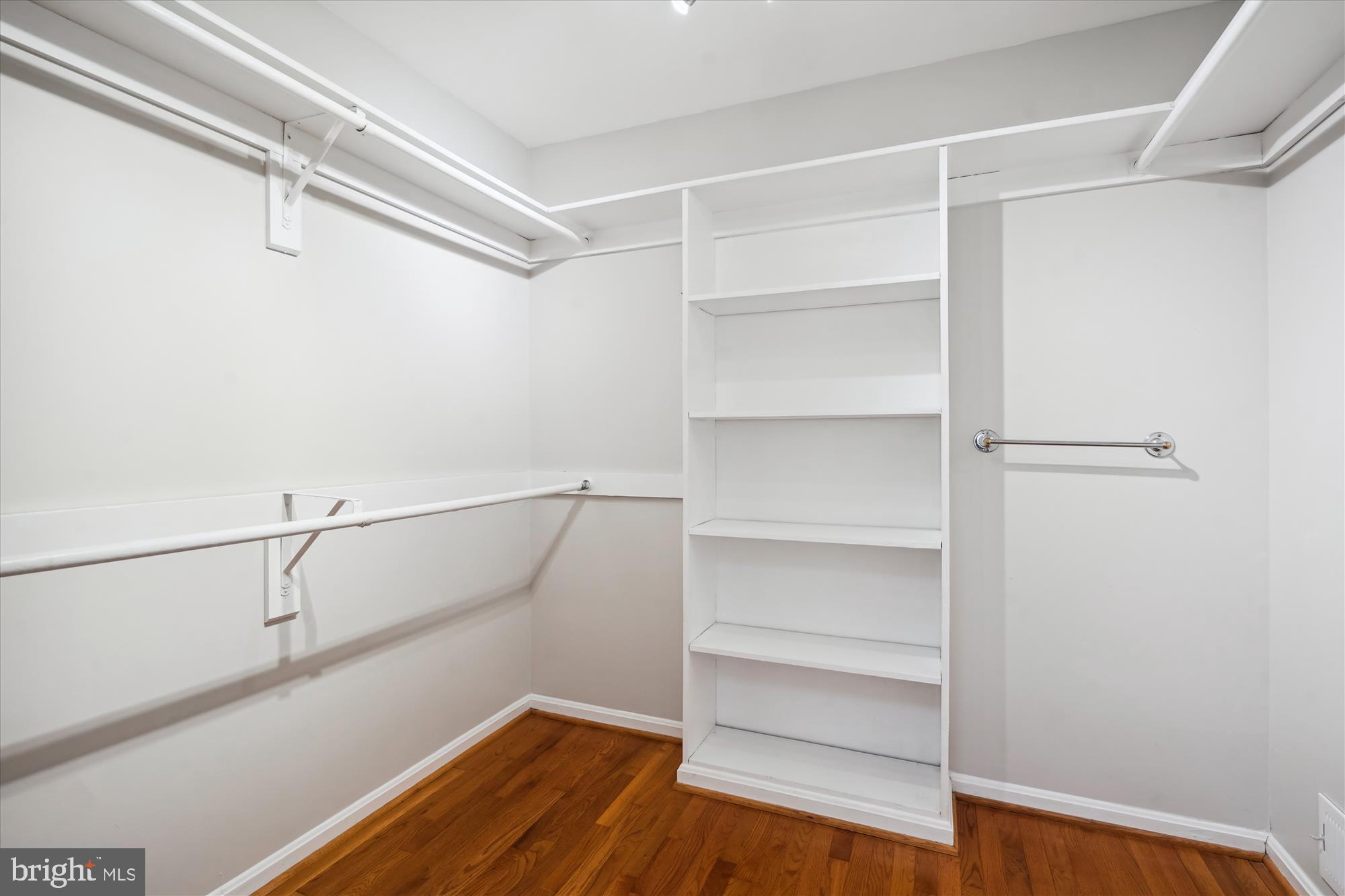 AMBERWOODS OF GREAT FALLS - Residential