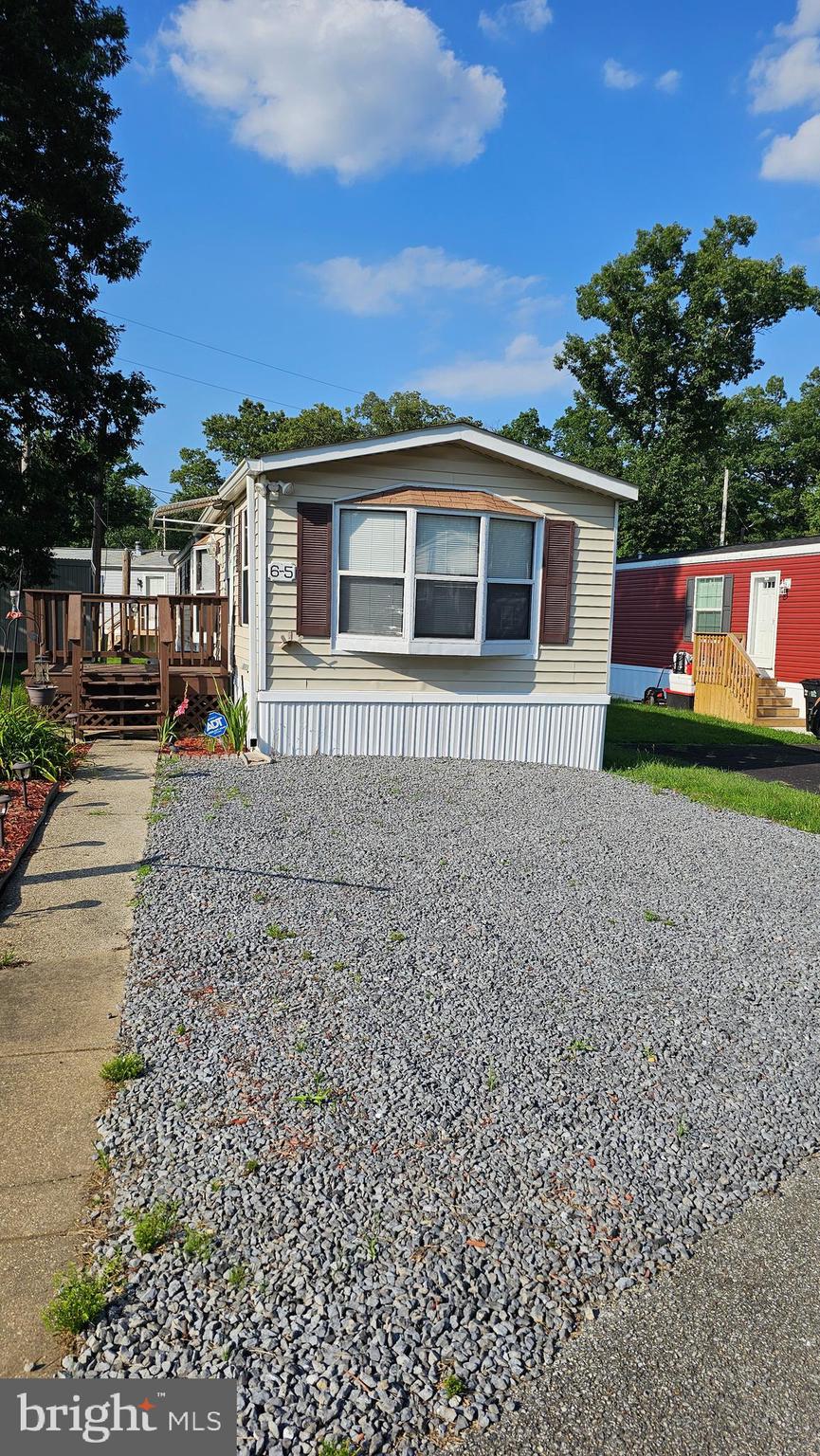 Charming 2-Bedroom Home with Spacious Layout & Front Deck
Come see this well-maintained 2 bedroom, 1 bathroom home offering 1,272 sq. ft. of comfortable living space—complete with a welcoming front deck perfect for relaxing.
Inside, you’ll find:
✨Bright eat-in kitchen with large windows that fill the space with natural light
✨Generous living room—ideal for entertaining or quiet evenings
✨ Convenient laundry area with stackable washer/dryer and plenty of shelving for storage
✨ Spacious primary bedroom with double closets
✨ Second bedroom also featuring double closets
✨ Oversized bathroom with a linen closet for added convenience
Additional perks include a storage shed and a great community setting.
Buyers must complete an application and be approved through the management company. Monthly lot rent: $1,056 which includes water/sewer and taxes.
This gem won’t last long—schedule your showing today and see all this home has to offer!