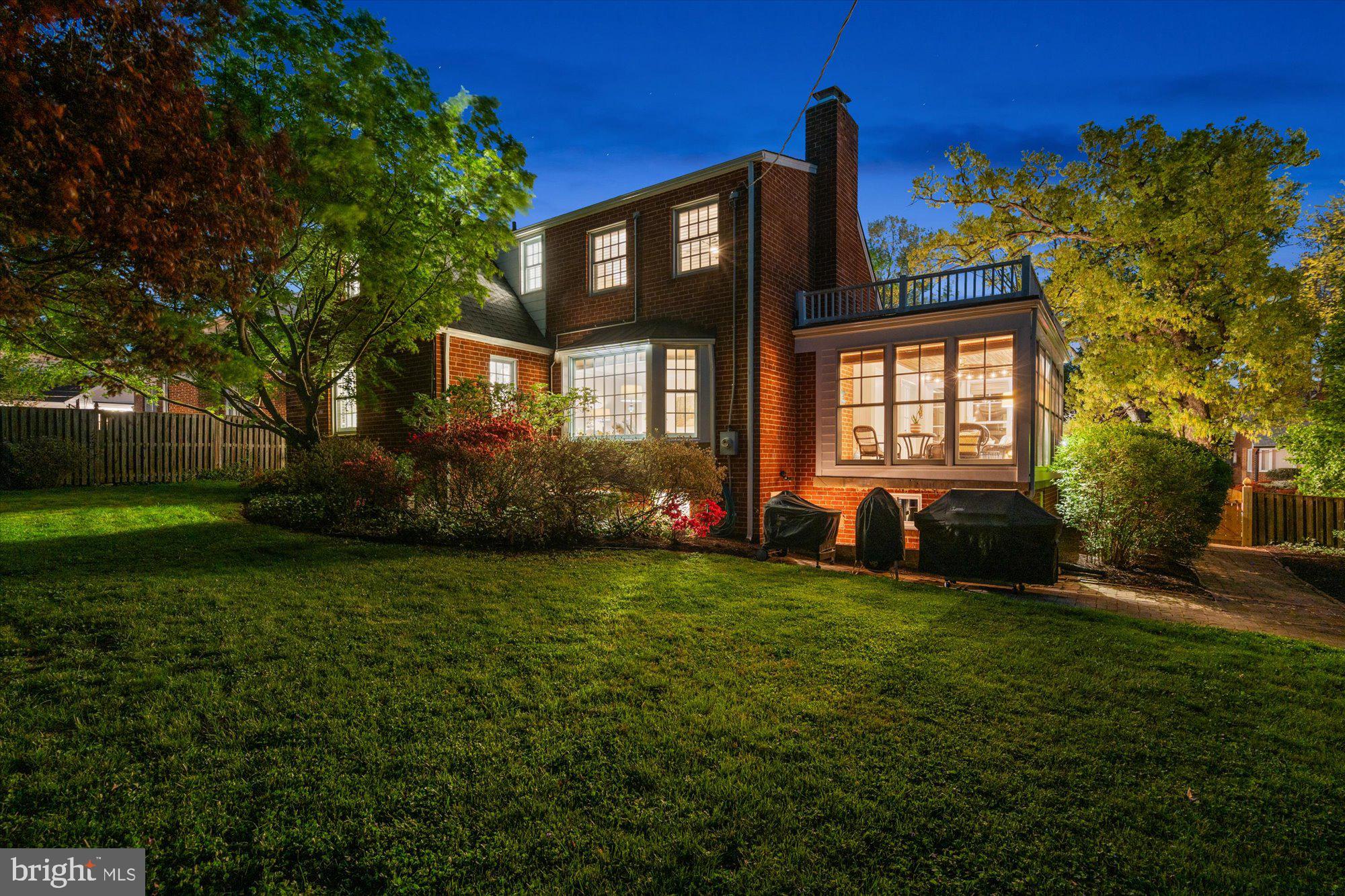 4857 YORKTOWN BOULEVARD