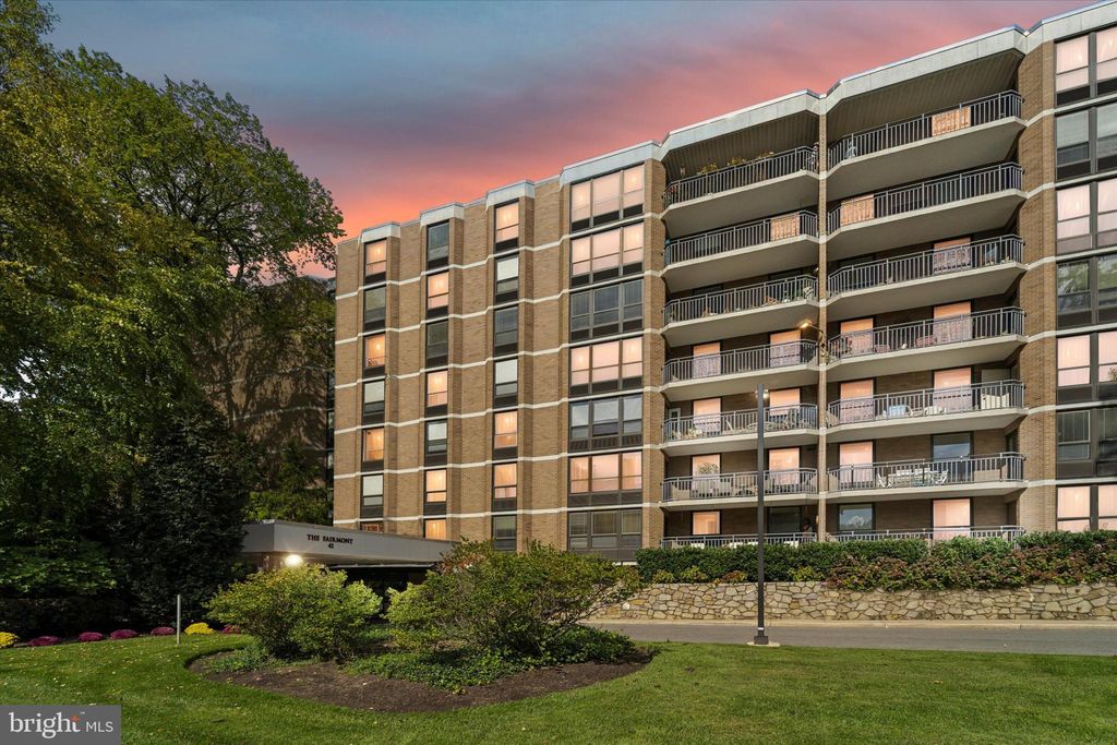Photo of 41 Conshohocken State Road #414, BALA CYNWYD, PA 19004 (MLS # PAMC2158128)