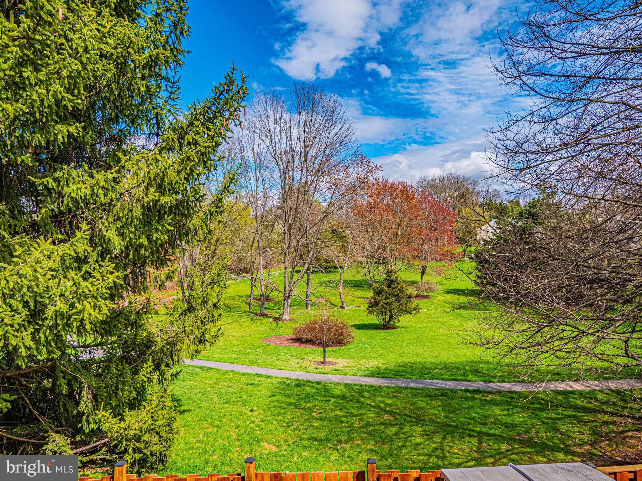 HALLOWELL - Residential