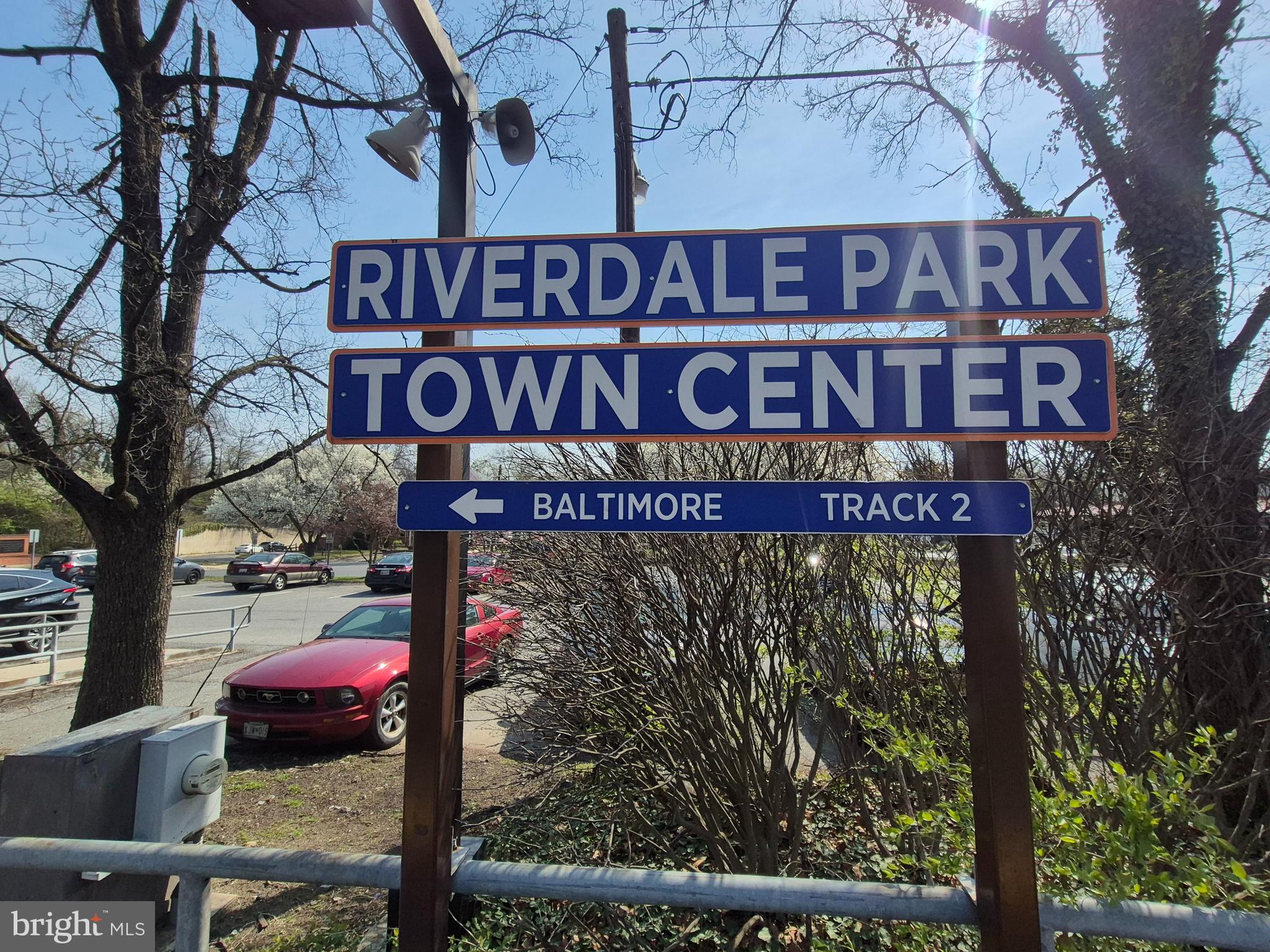 RIVERDALE PARK - Residential