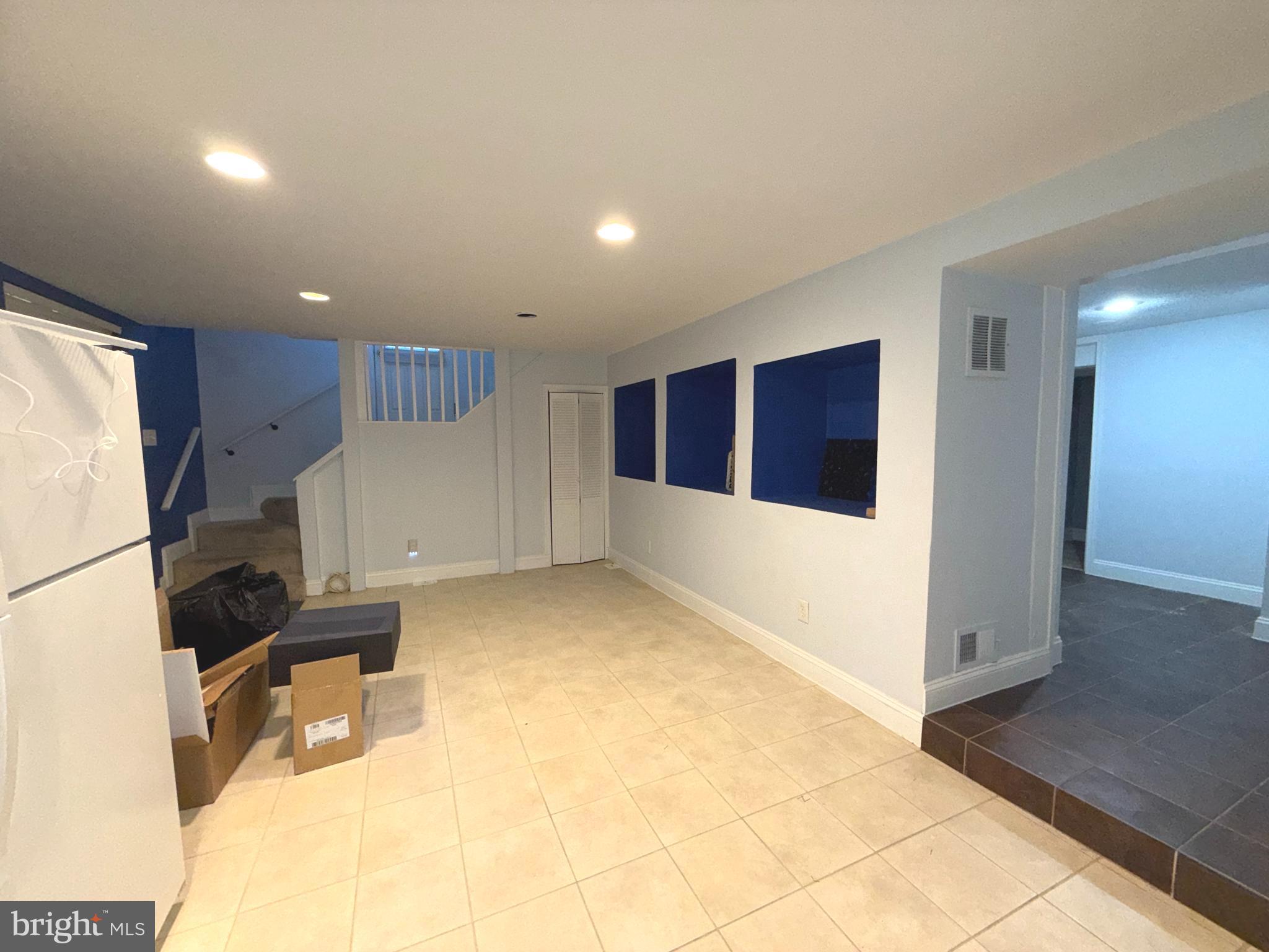 RIVERDALE PARK - Residential