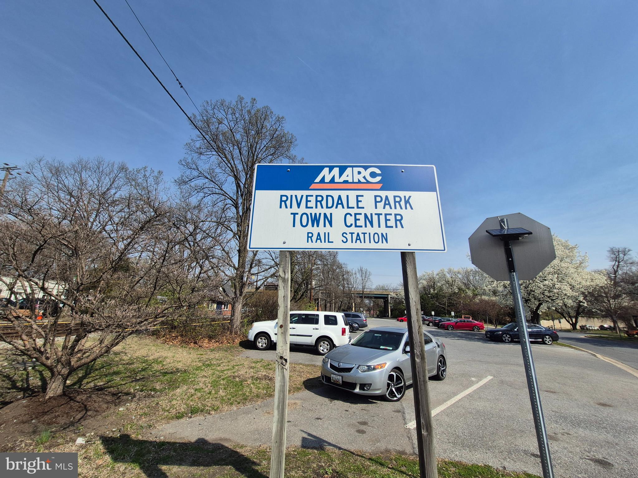 RIVERDALE PARK - Residential