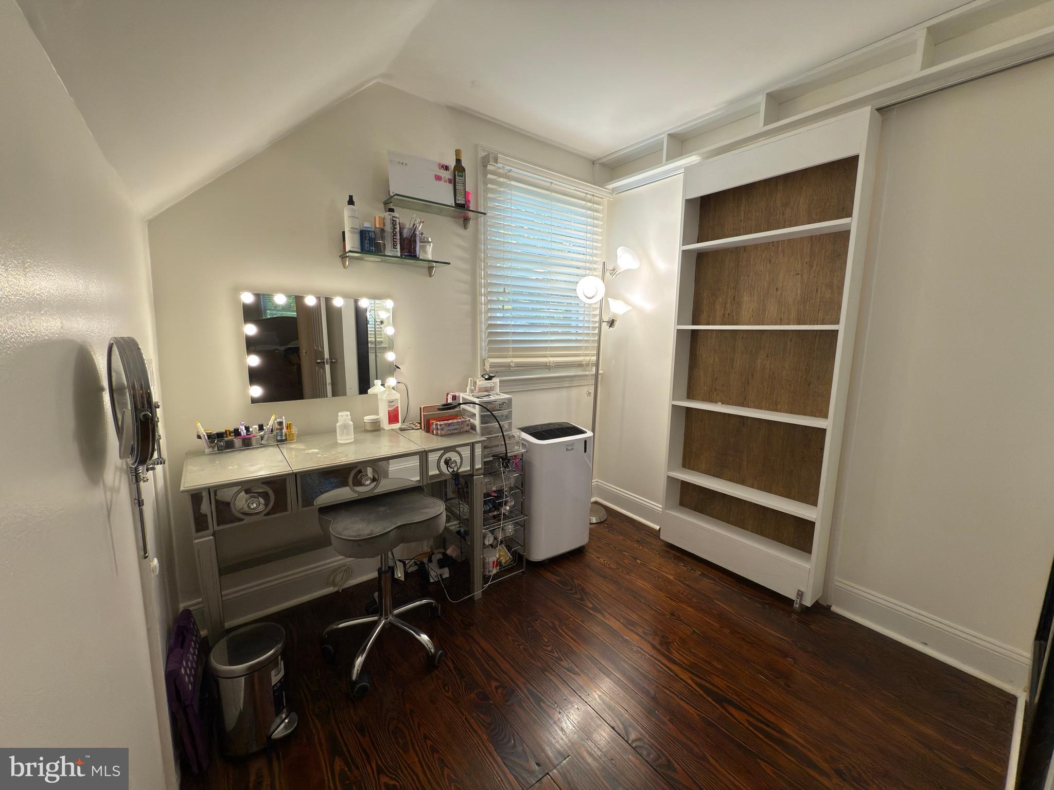 RIVERDALE PARK - Residential