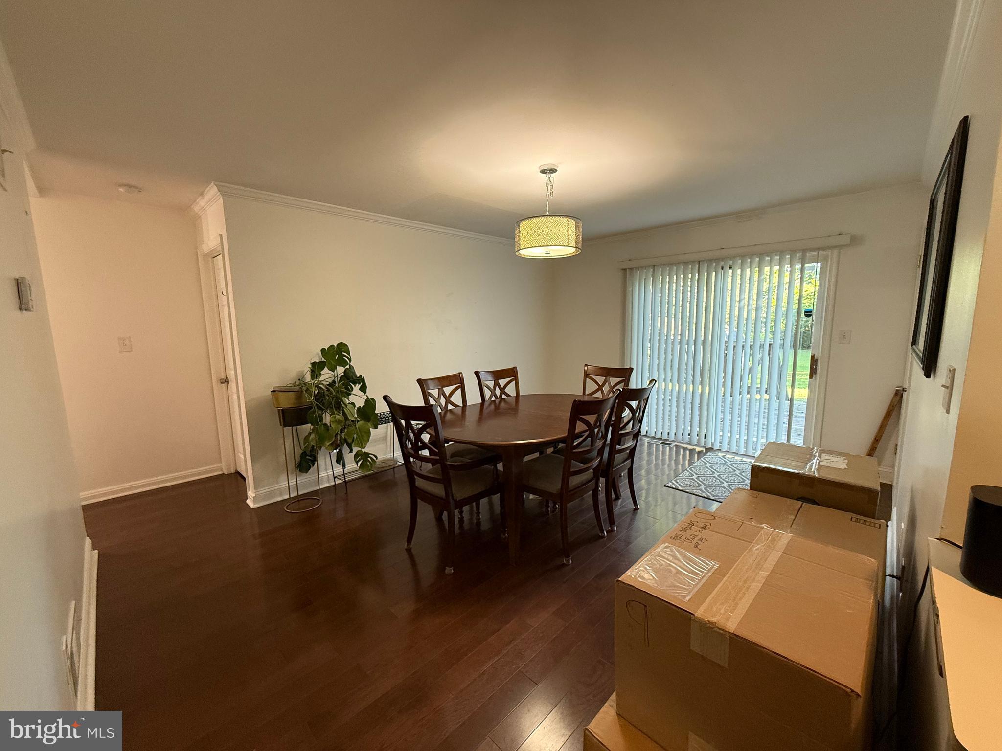 RIVERDALE PARK - Residential