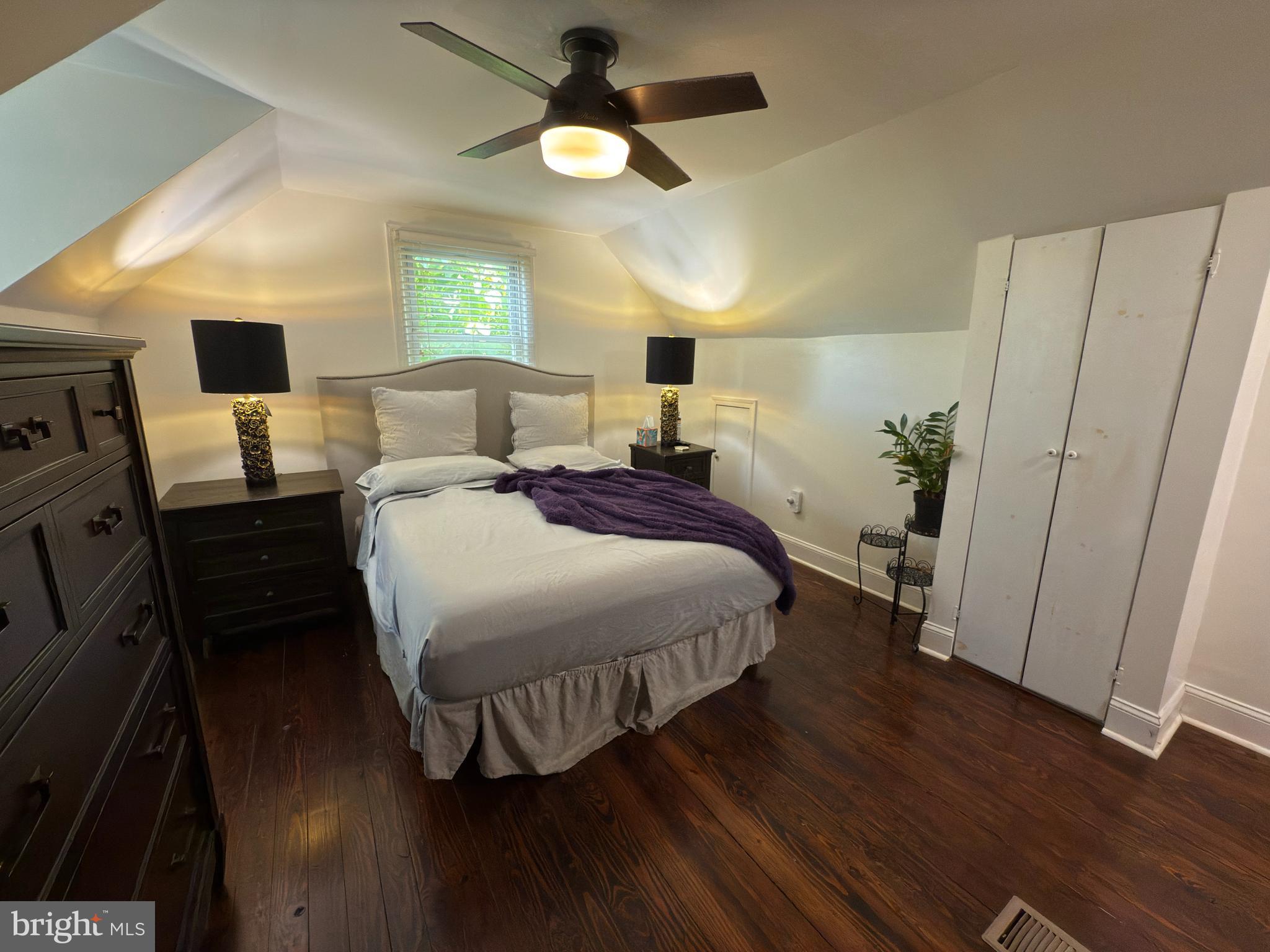 RIVERDALE PARK - Residential