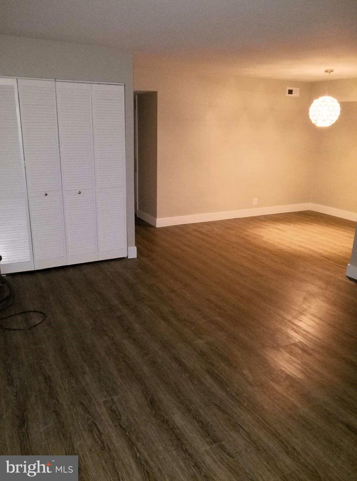 STONEGATE CONDO - Residential