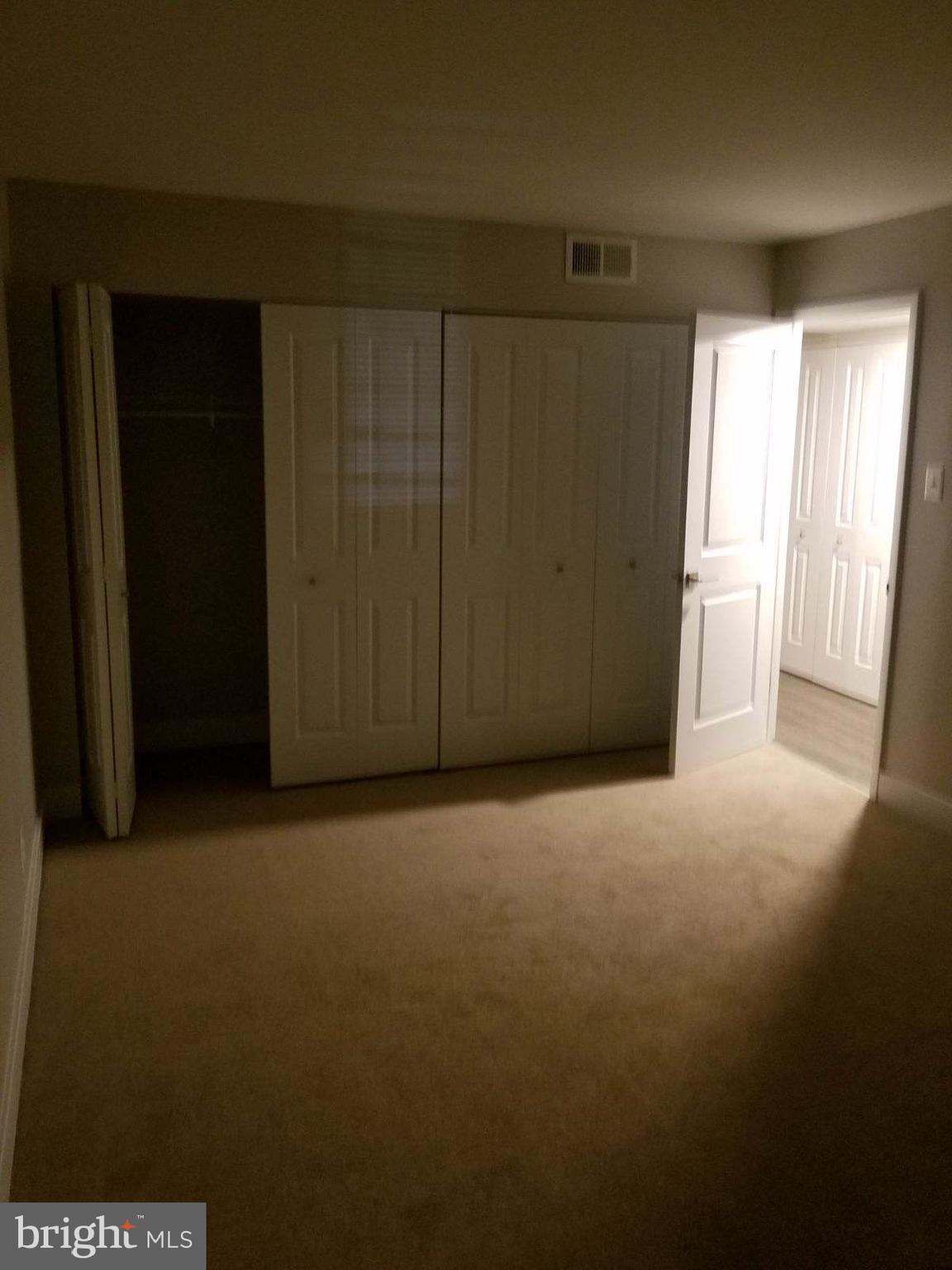 STONEGATE CONDO - Residential