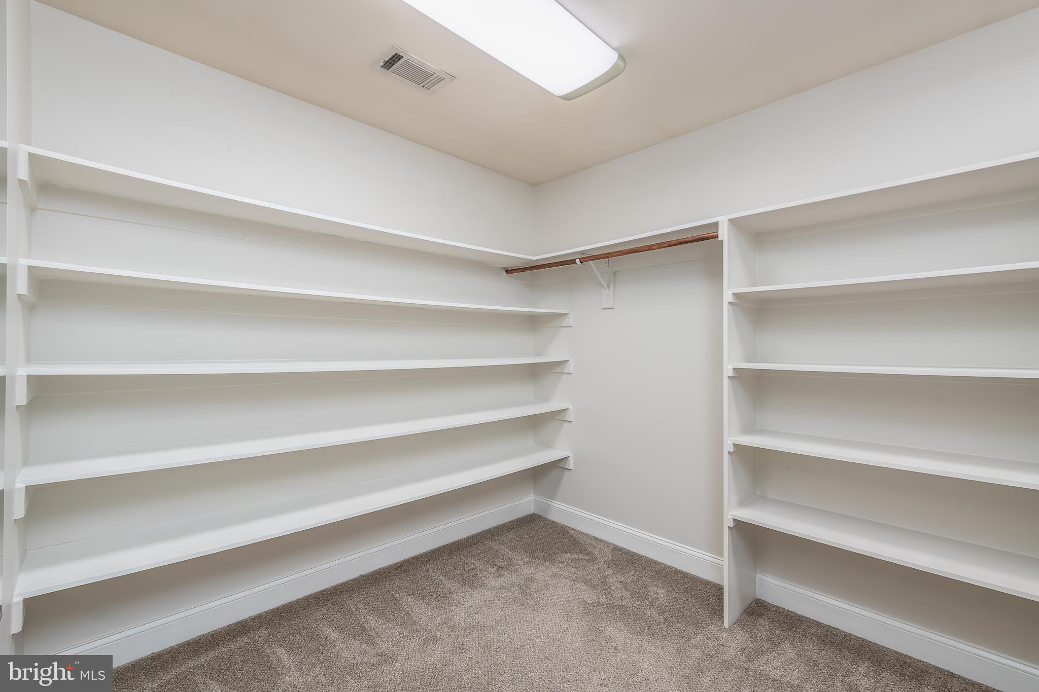 HAMMONDS MILL - Residential Lease