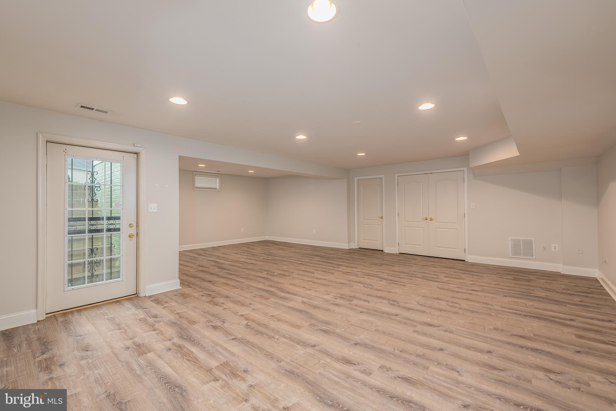 HAMMONDS MILL - Residential Lease