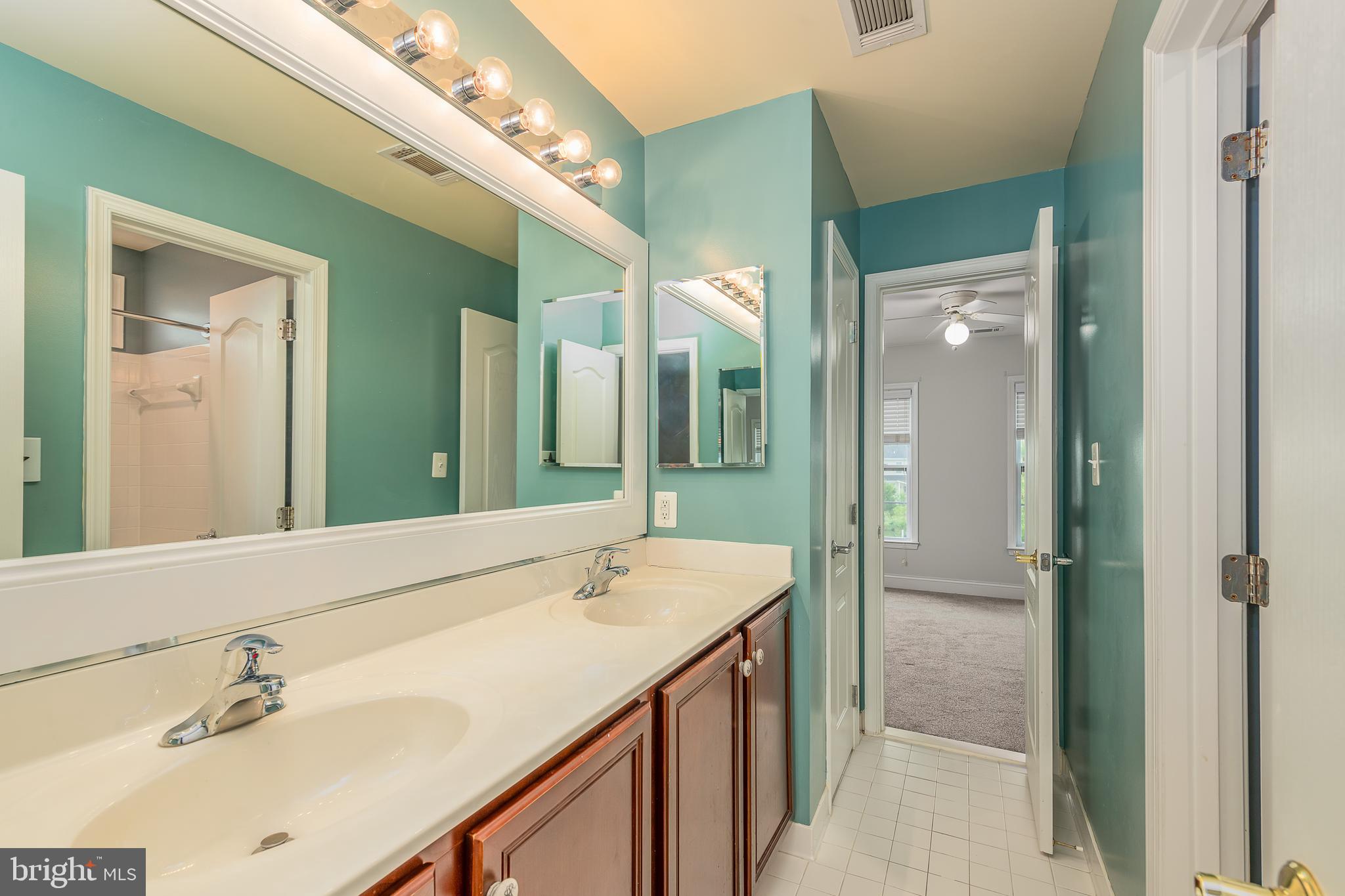 HAMMONDS MILL - Residential Lease