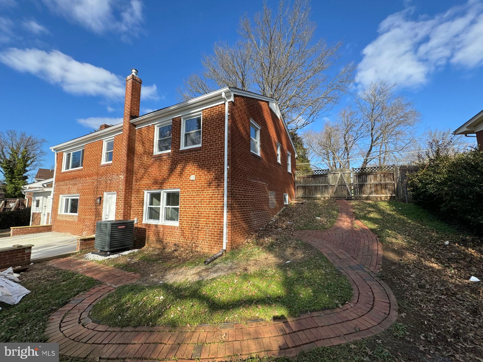 MURRAY HILL - Residential