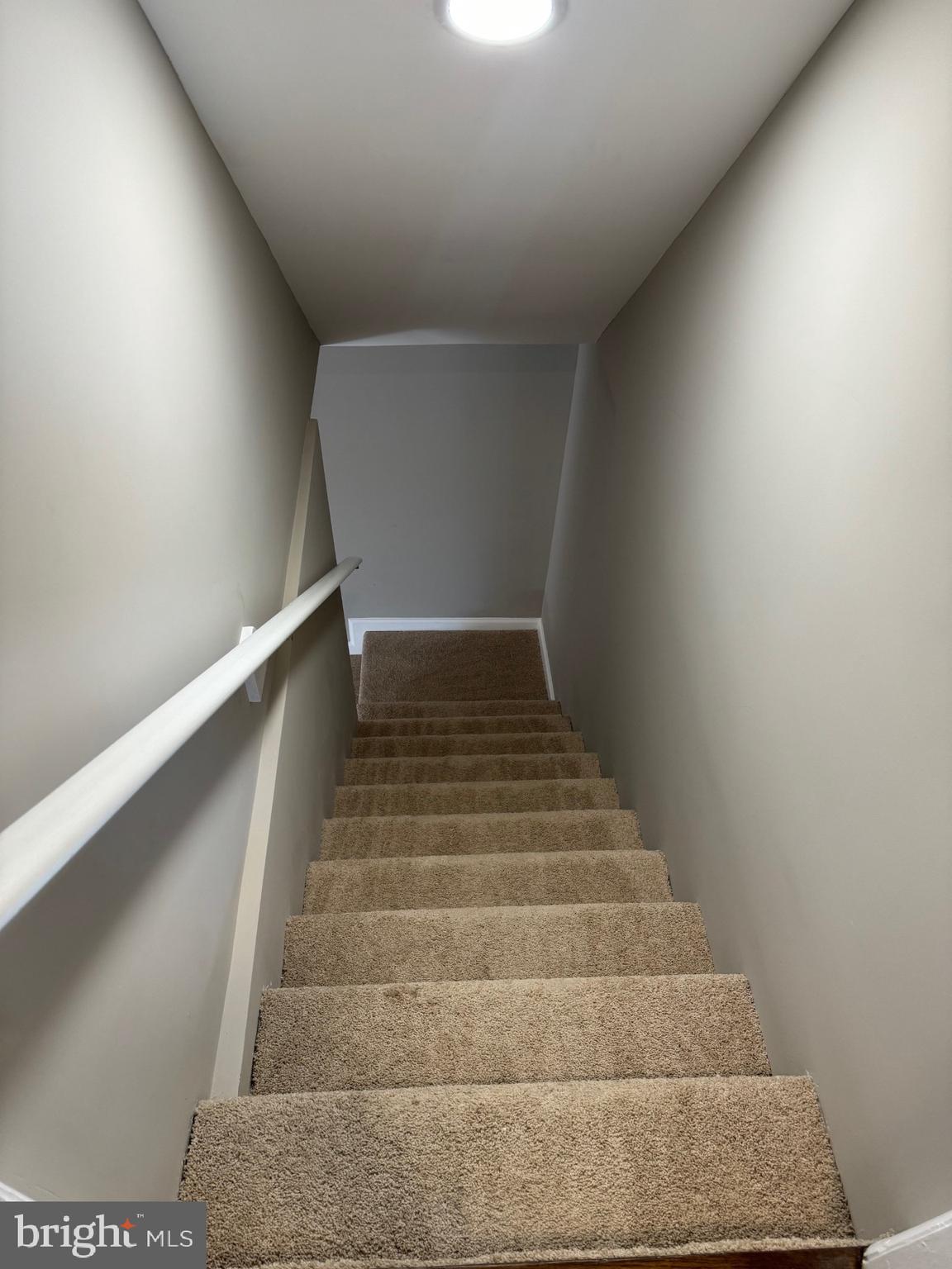 MURRAY HILL - Residential