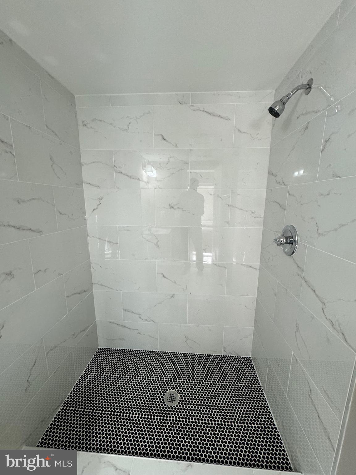 MURRAY HILL - Residential