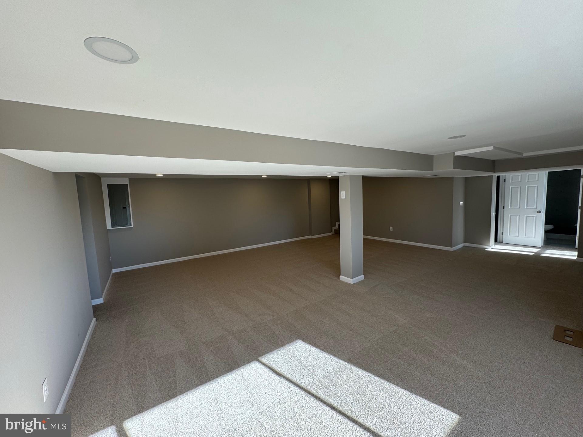 MURRAY HILL - Residential