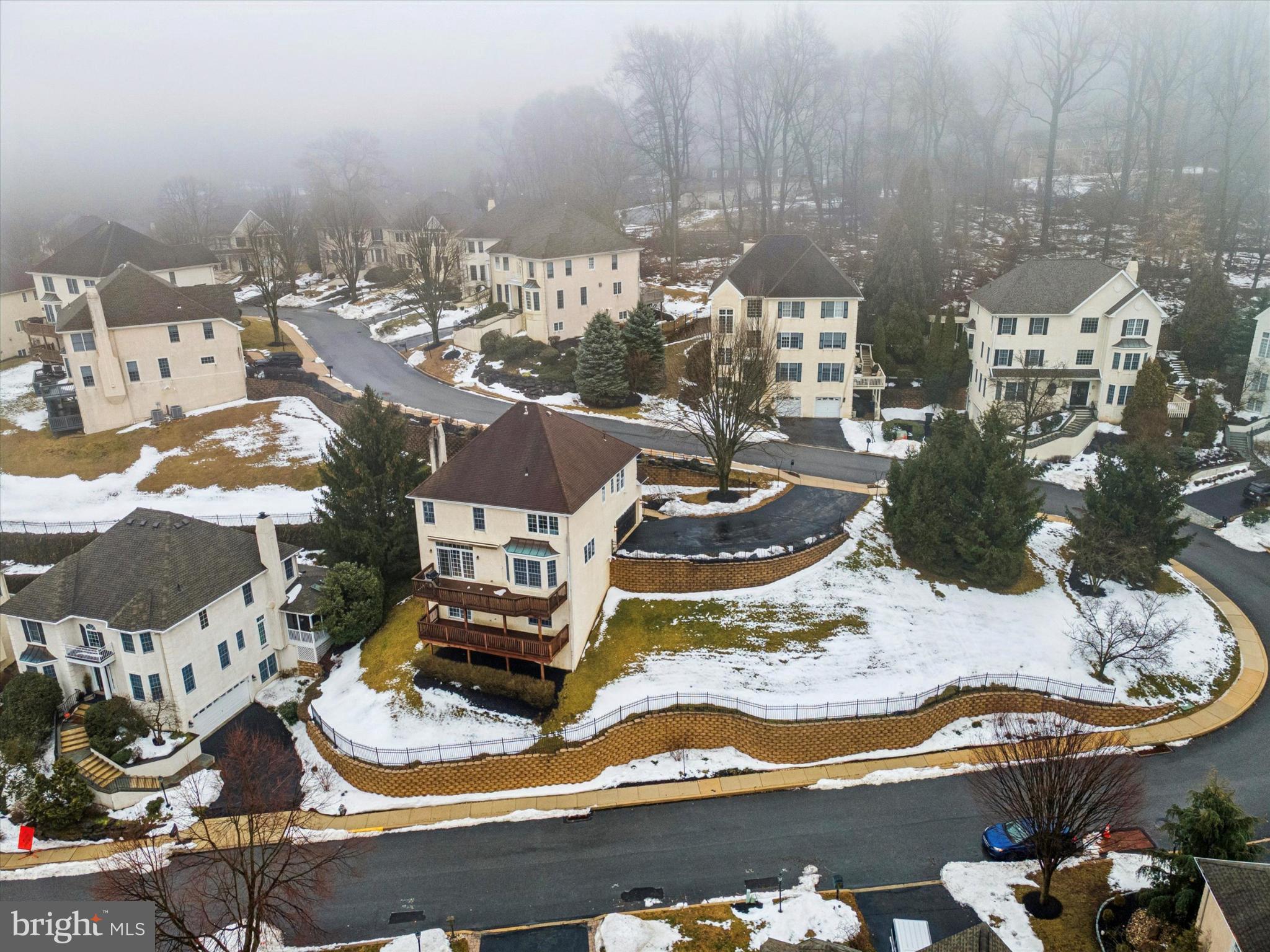 MERION HILL - Residential