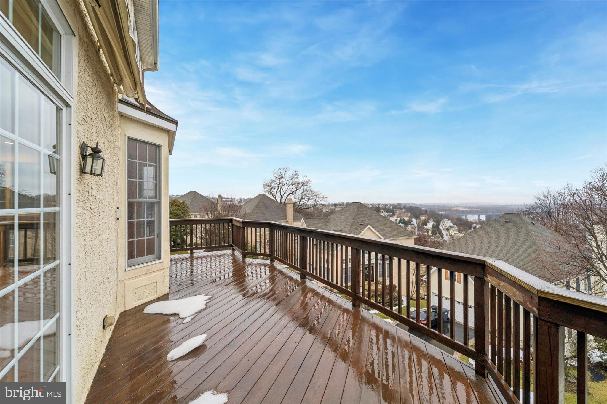 MERION HILL - Residential