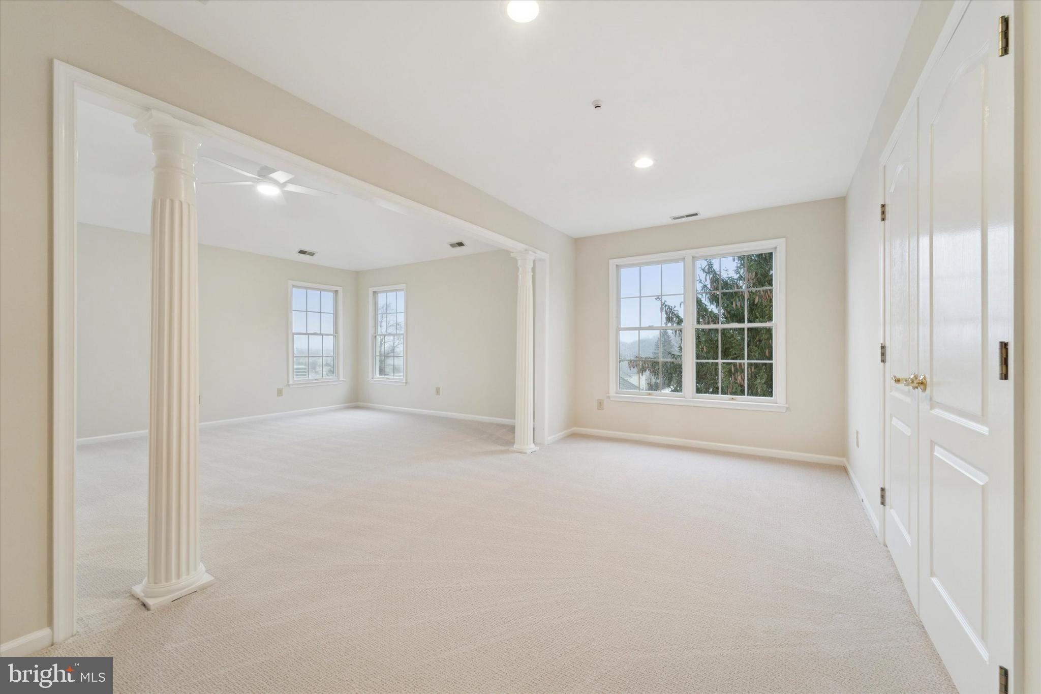 MERION HILL - Residential