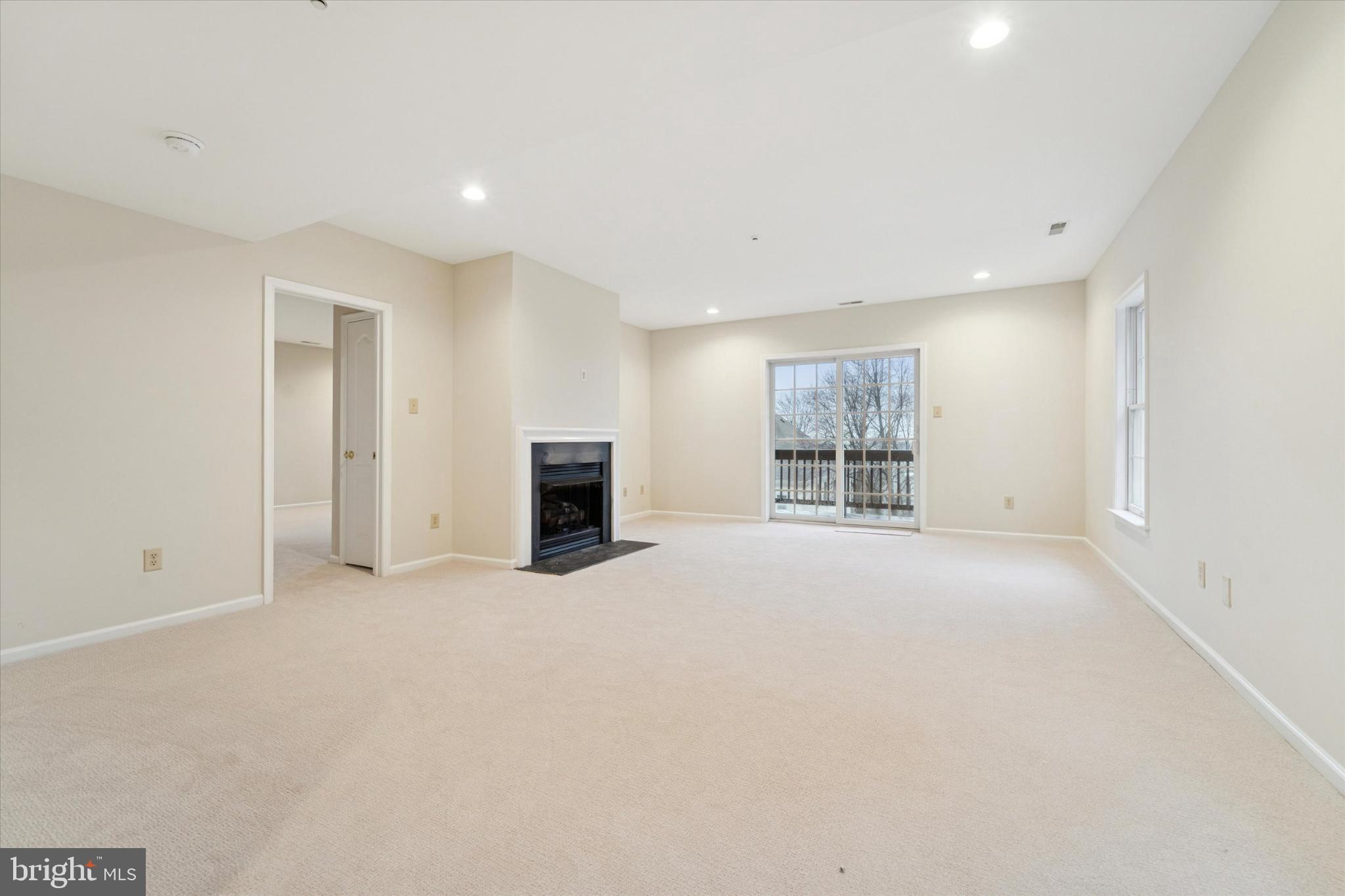 MERION HILL - Residential