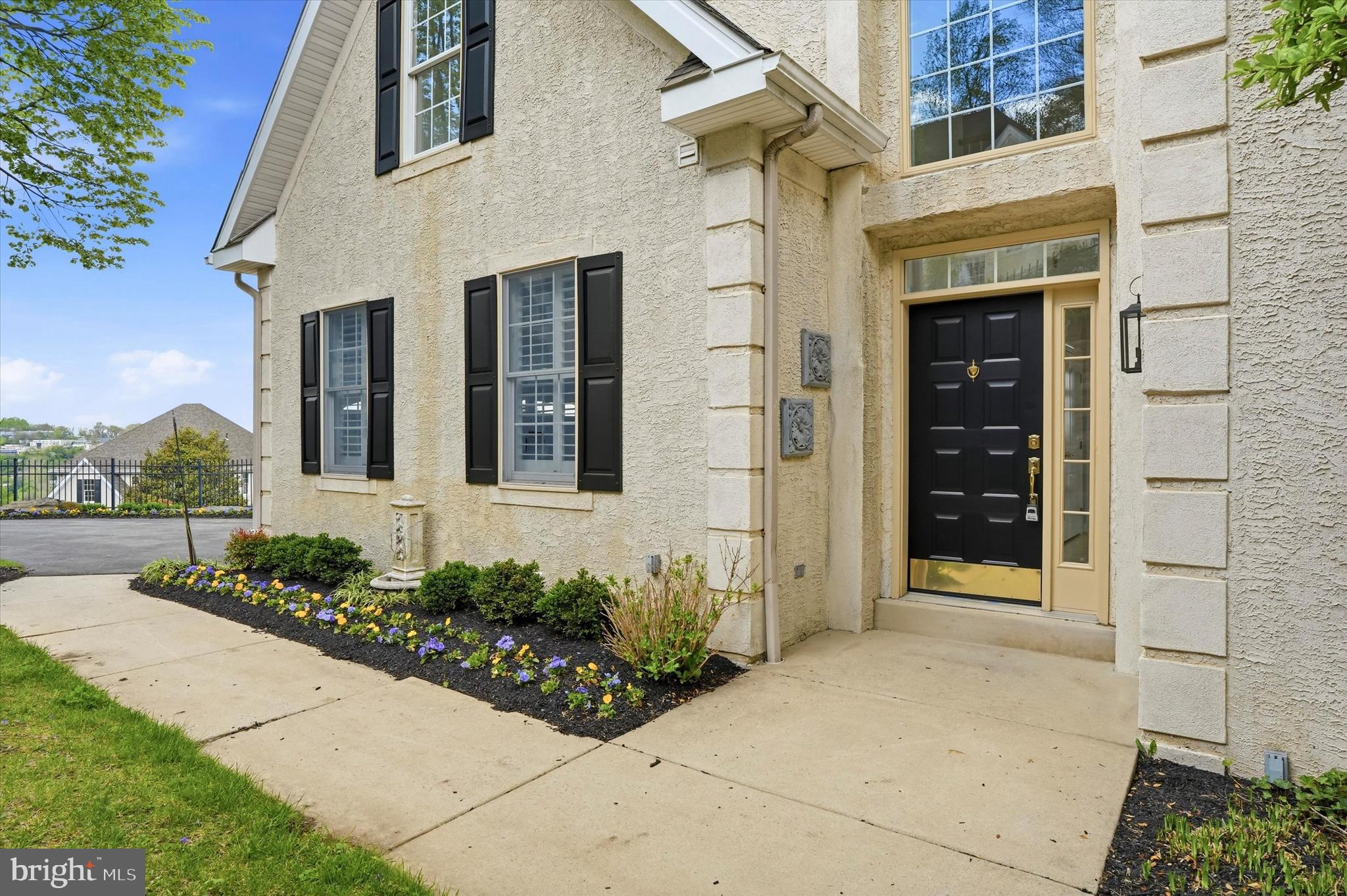 MERION HILL - Residential