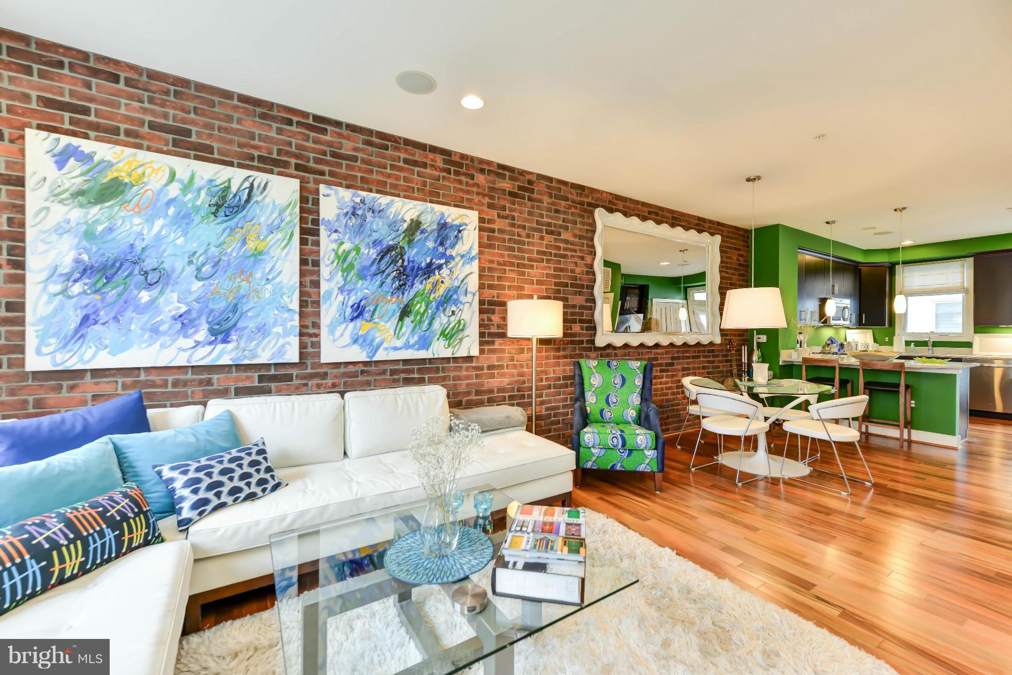 OLD TOWN COMMONS - Residential