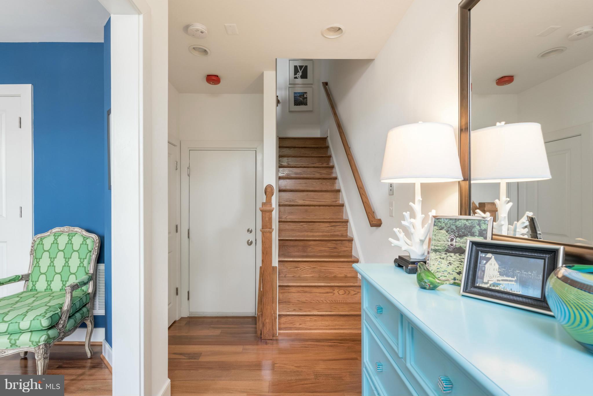 OLD TOWN COMMONS - Residential