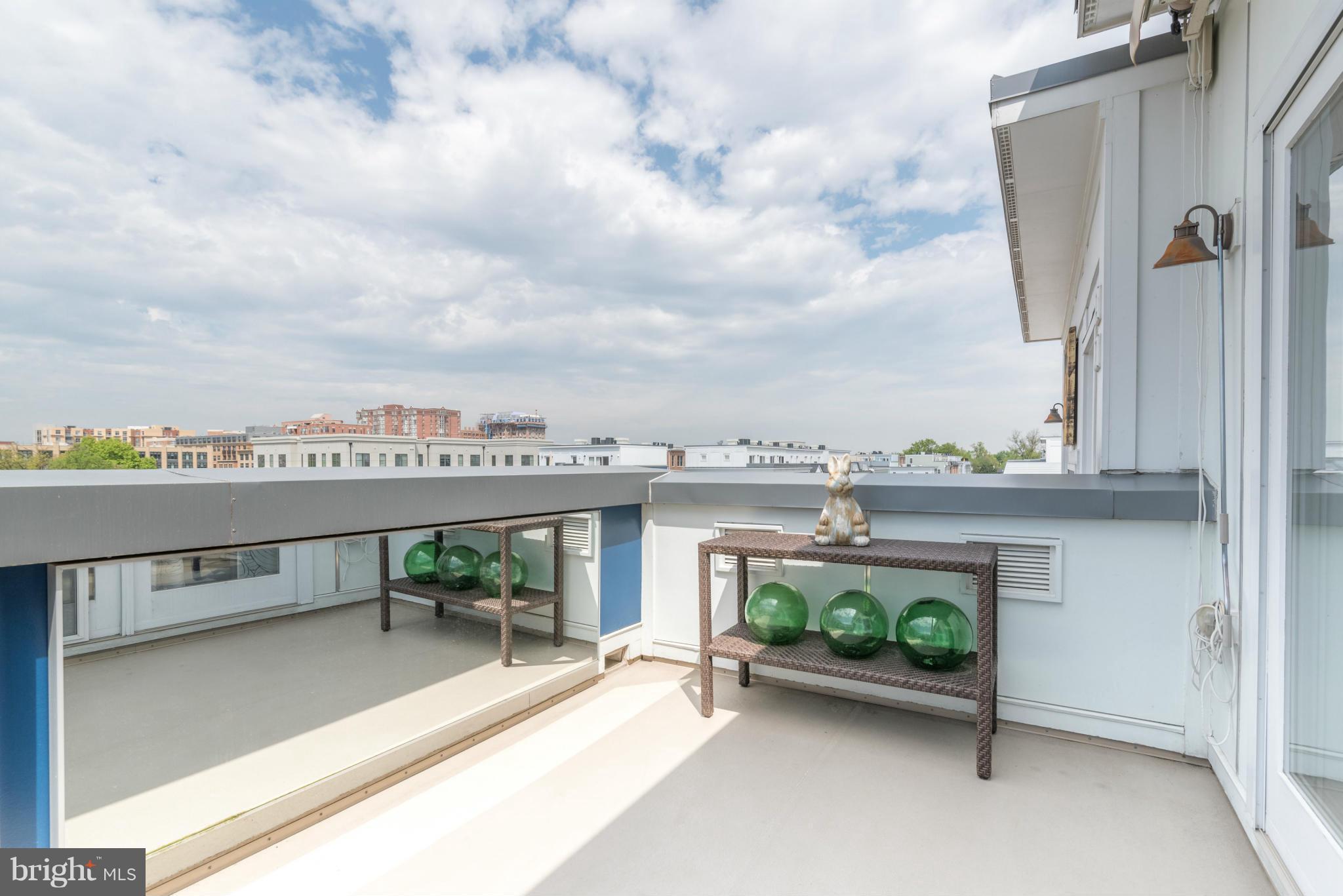 OLD TOWN COMMONS - Residential